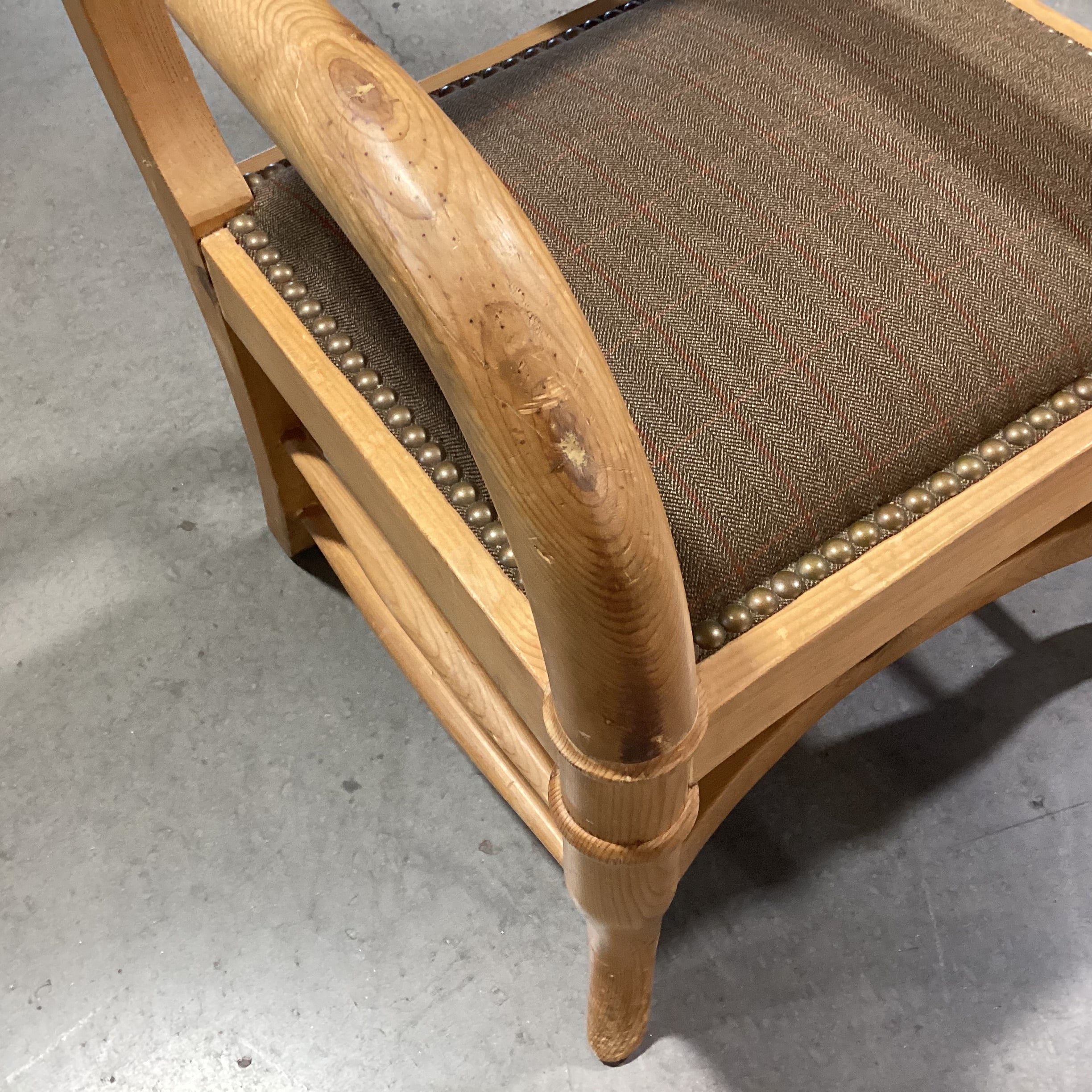 Buffalo Bill Style with Wool Plaid Nailhead Chair 28"x 24"x 39"
