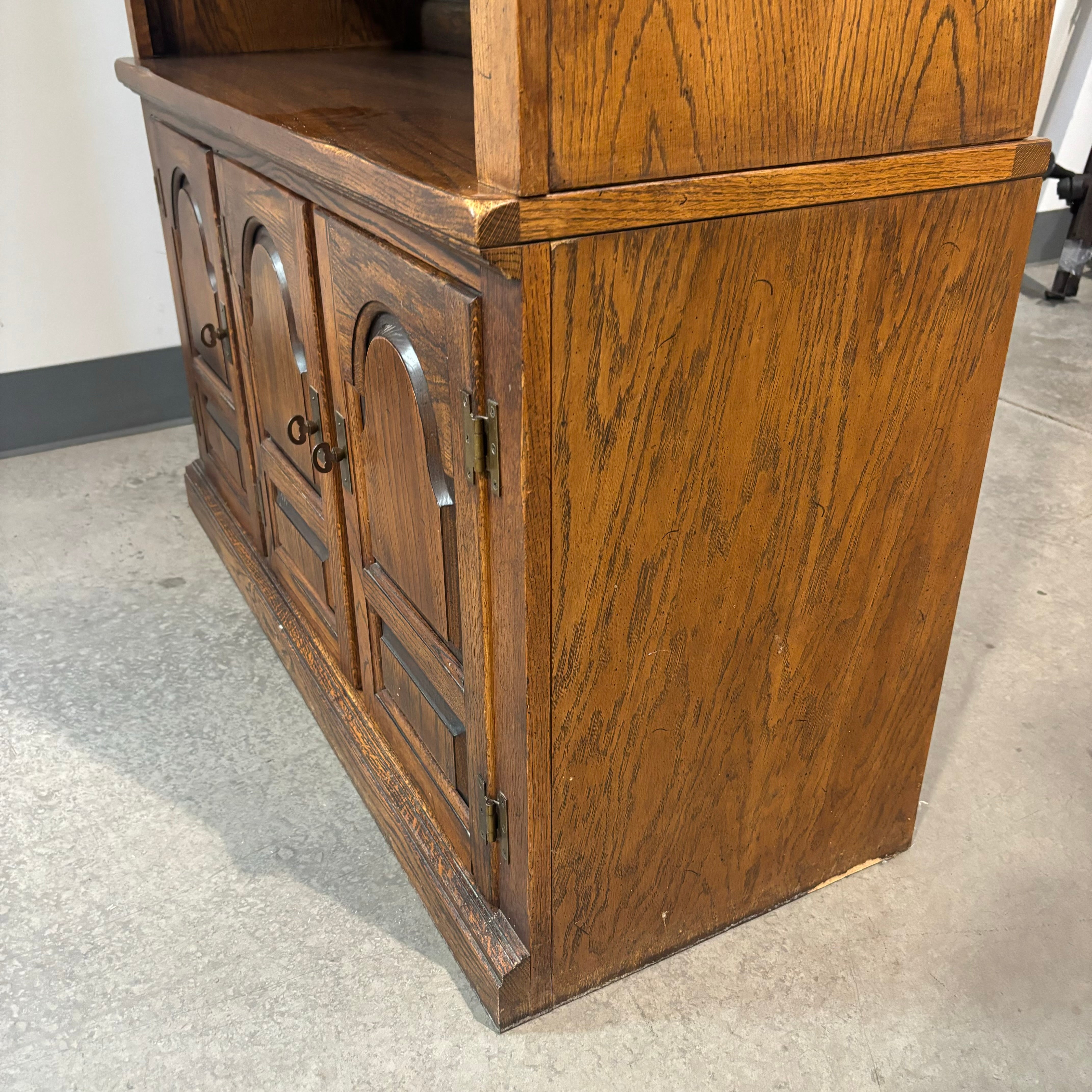 Dark Finish Solid Wood & Leaded Glass 5 Door Lighted Display Bookcase 45"x 18"x 87"