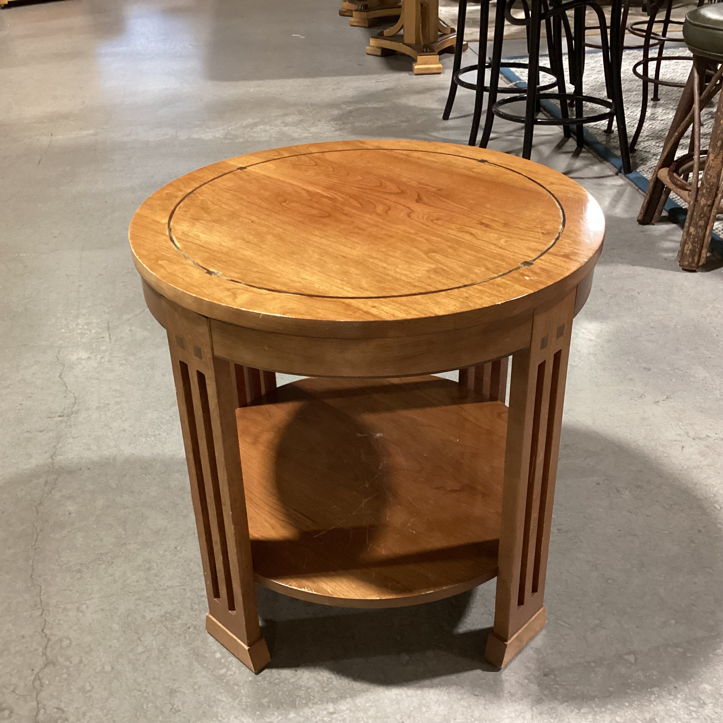 Stickley Round Finished Wood with Inlay Arts & Crafts Style Accent Table 25" Diameter x 24"