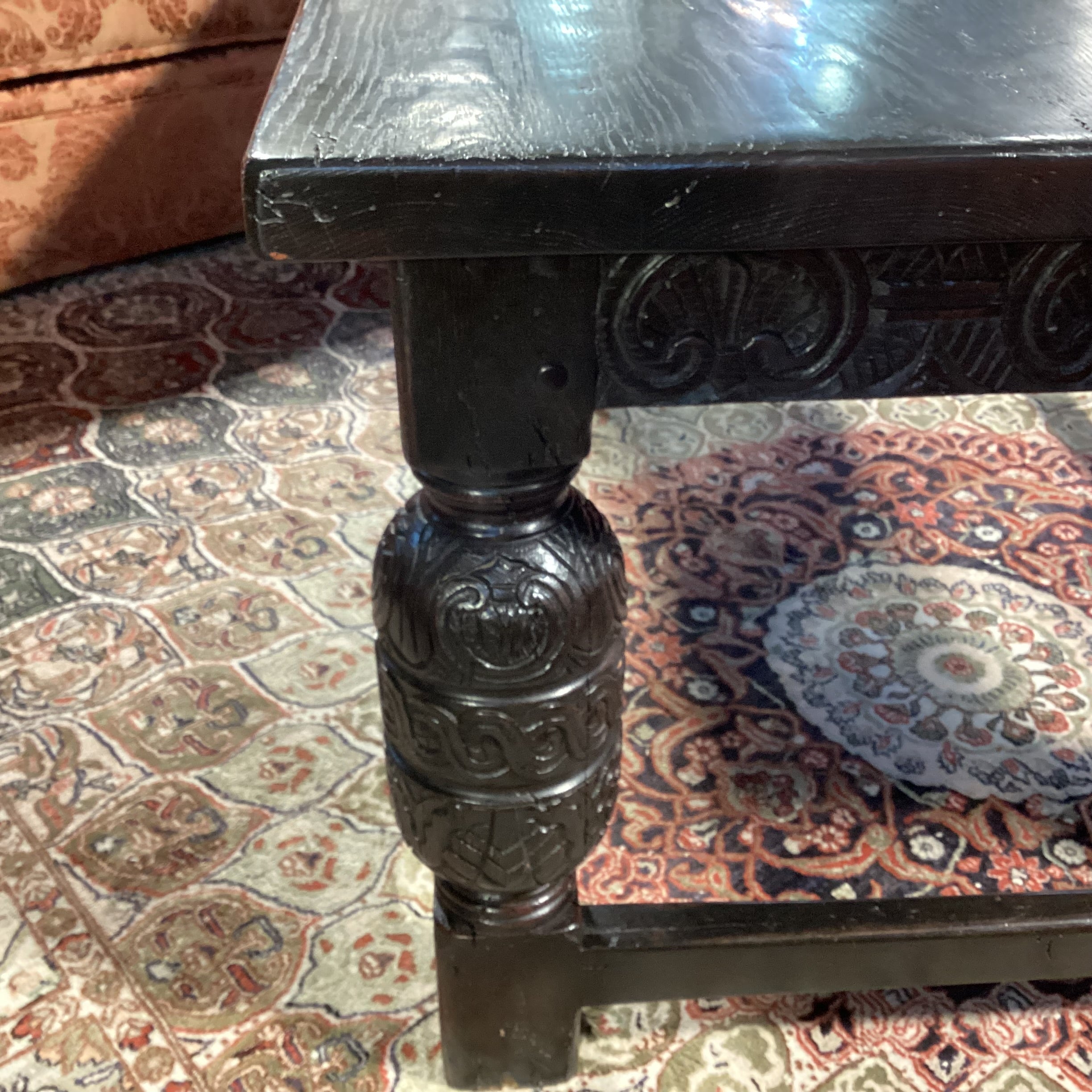 Antique Black Finish Ornate Carved Wood Coffee Table 60"x 36"x 24"