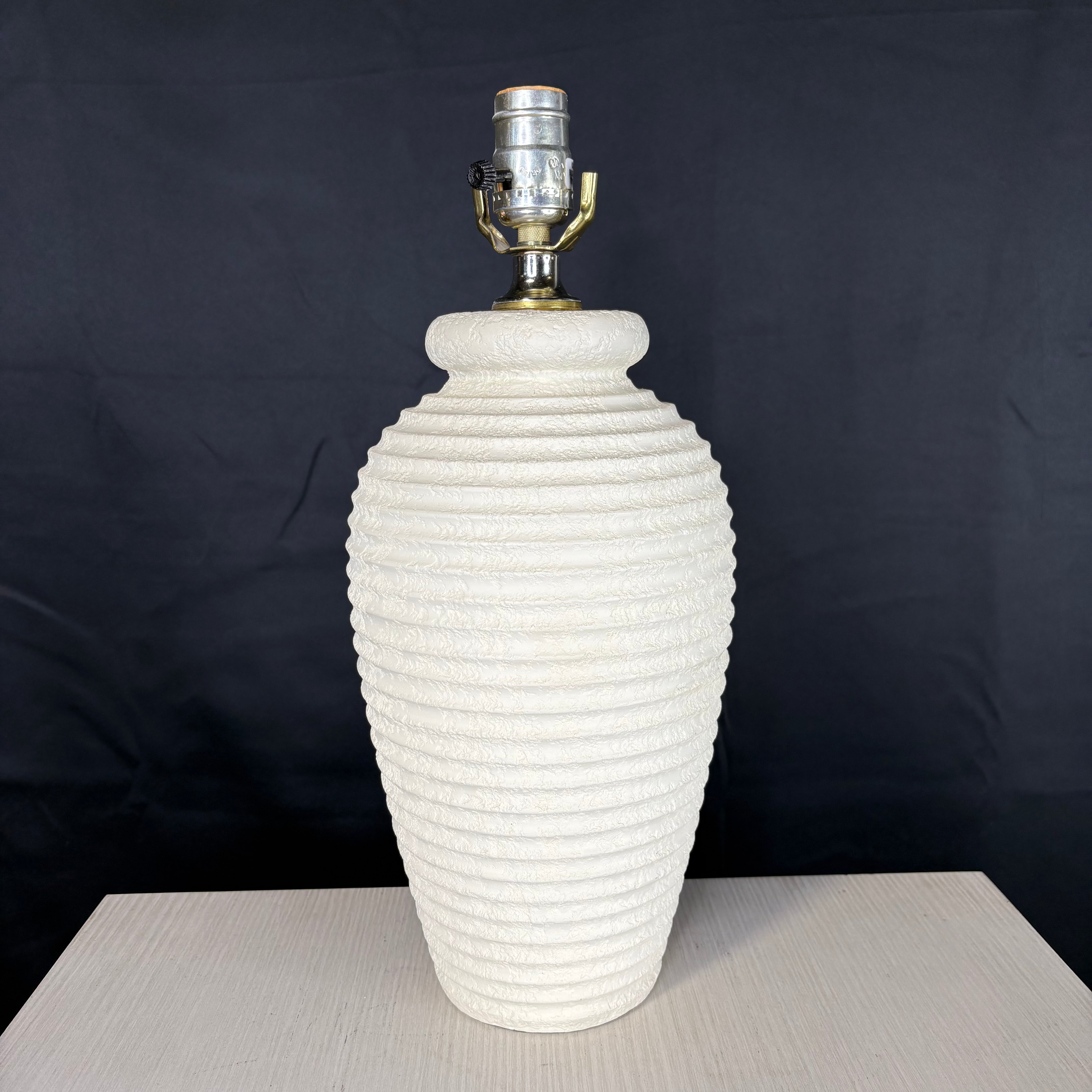 Vintage Post Modern Tapered Ribbed Plaster Table Lamp 7” Diameter x 16”