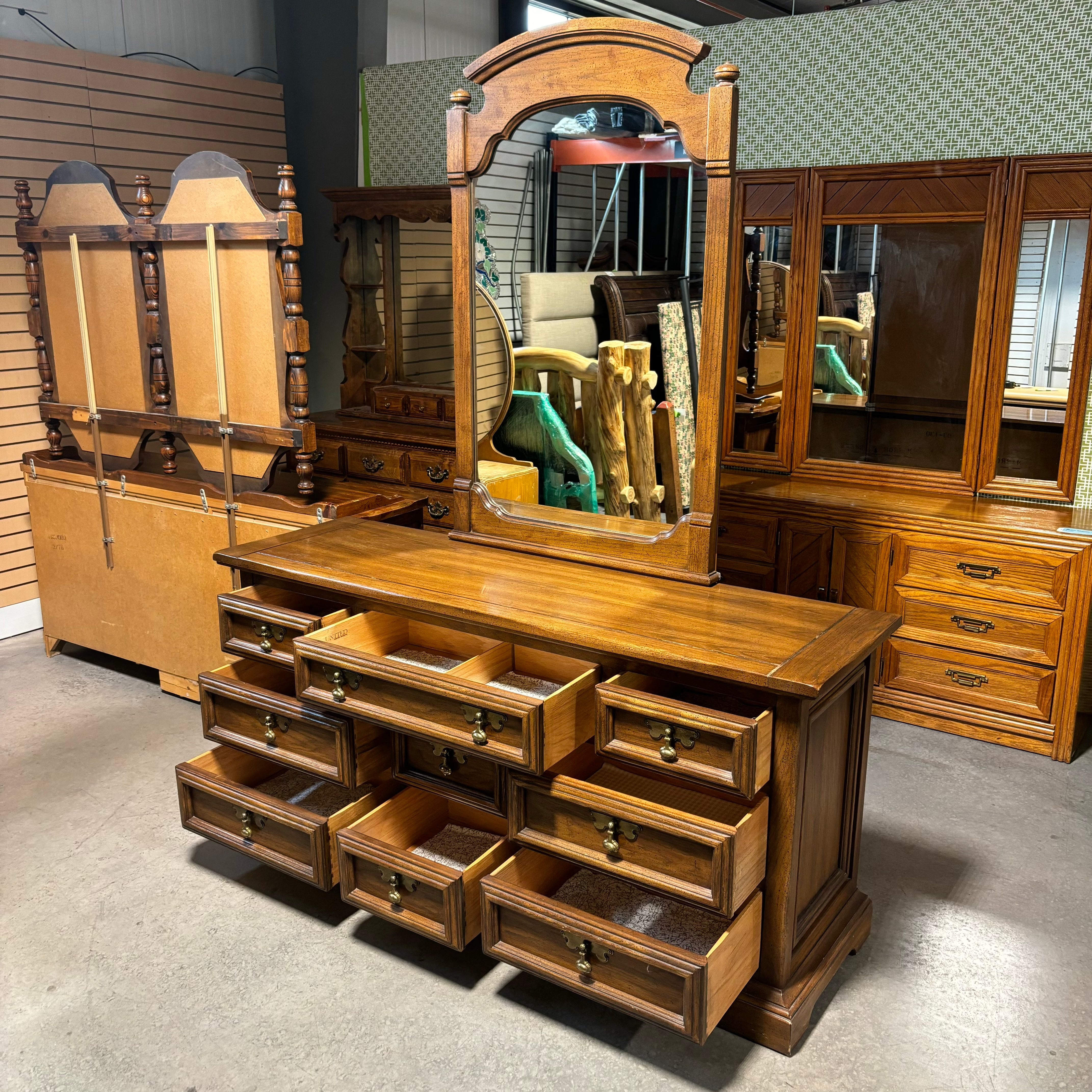 United Furniture Spanish Styl Dark Finish Wood & Brass Tone Handle 9 Drawer with Mirror Dresser 68"x 21"x 85"