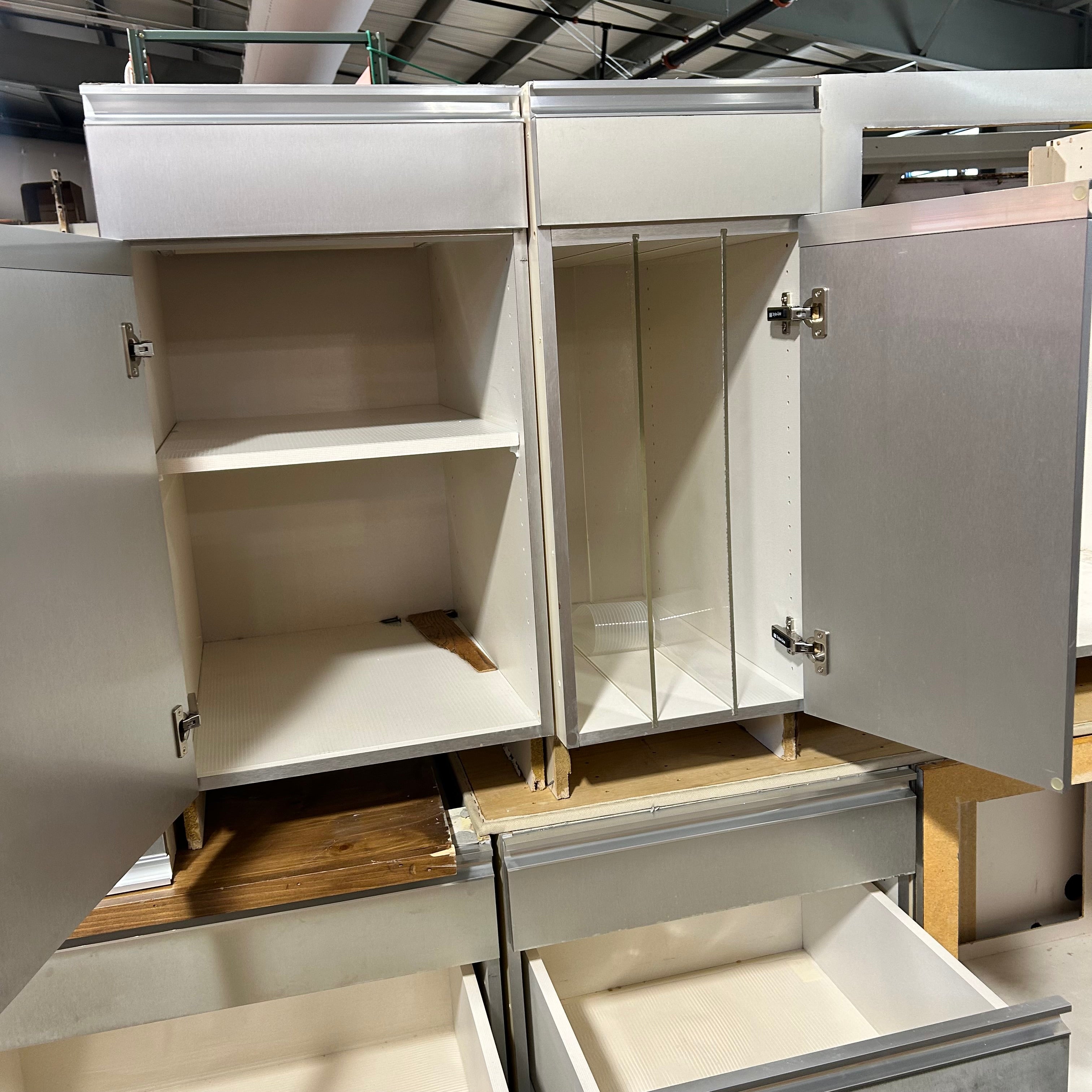 Stainless Metal Vaneer Cabinet Set with Metal Hardware 12 Bottoms / 7 Uppers / 2 Standing Pantry Cabinets
