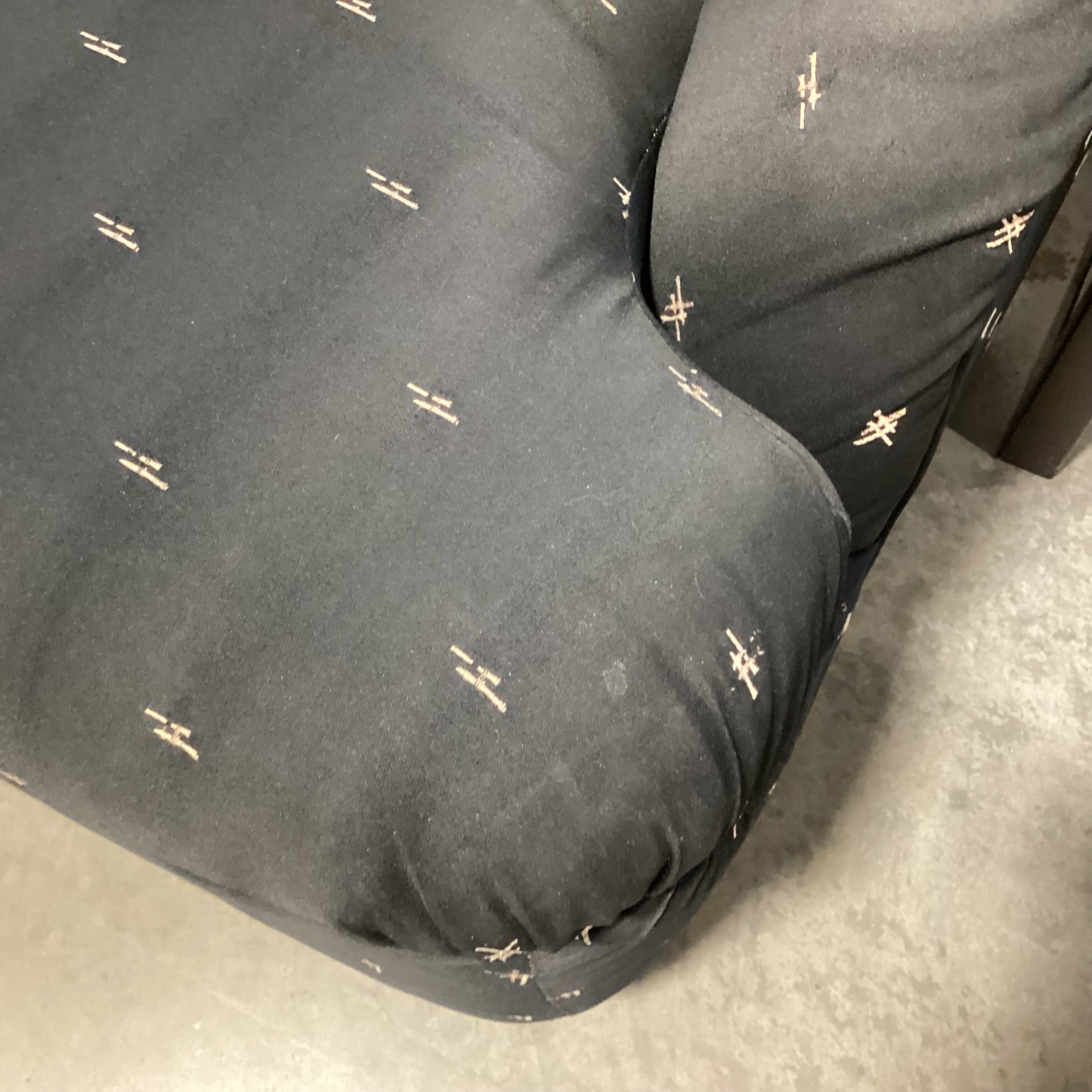 Black With Stitched Accent Pattern Swivel Chair 31"x 36"x 28"