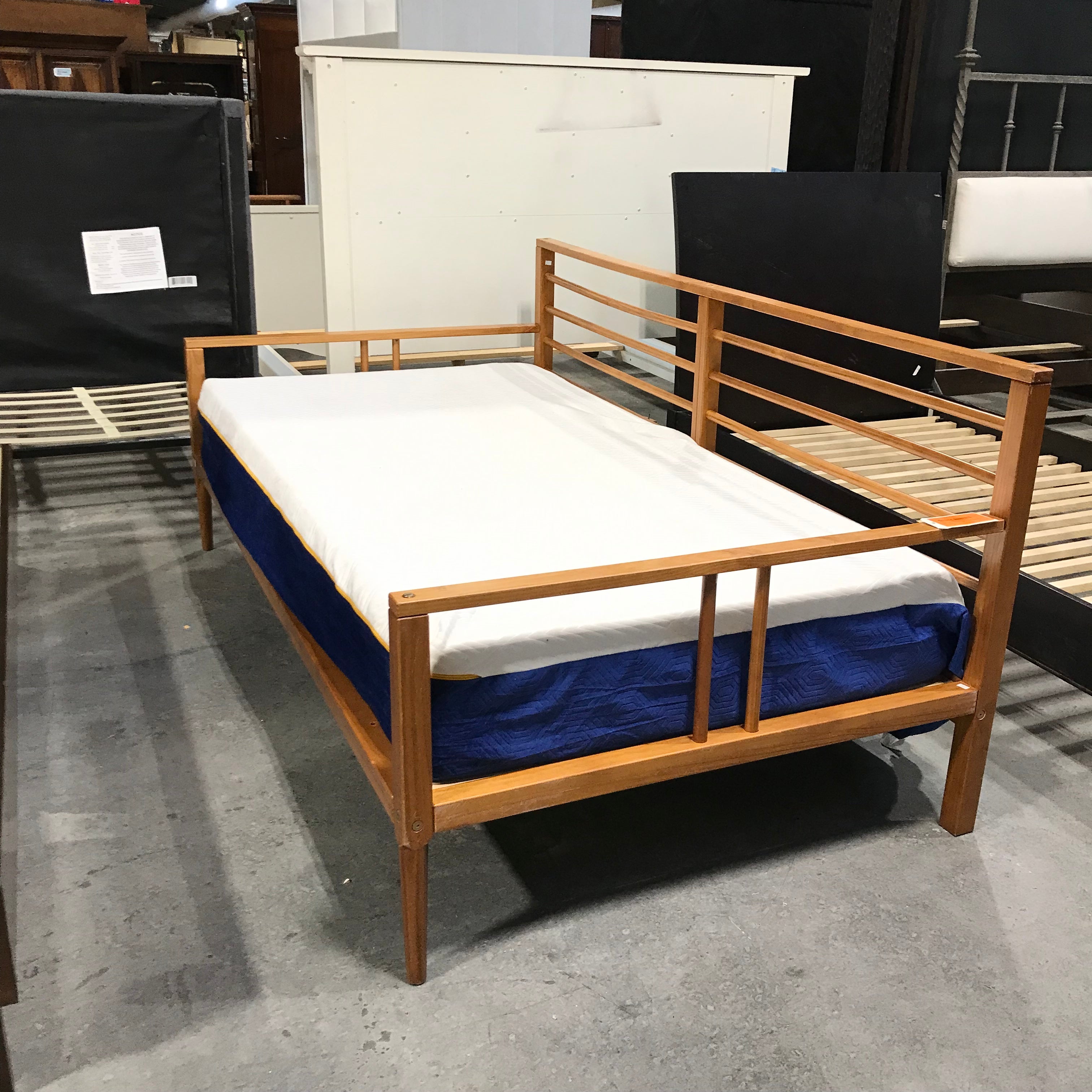 Twin Solid Wood Day Bed Set 78.5"x 43"x 34"