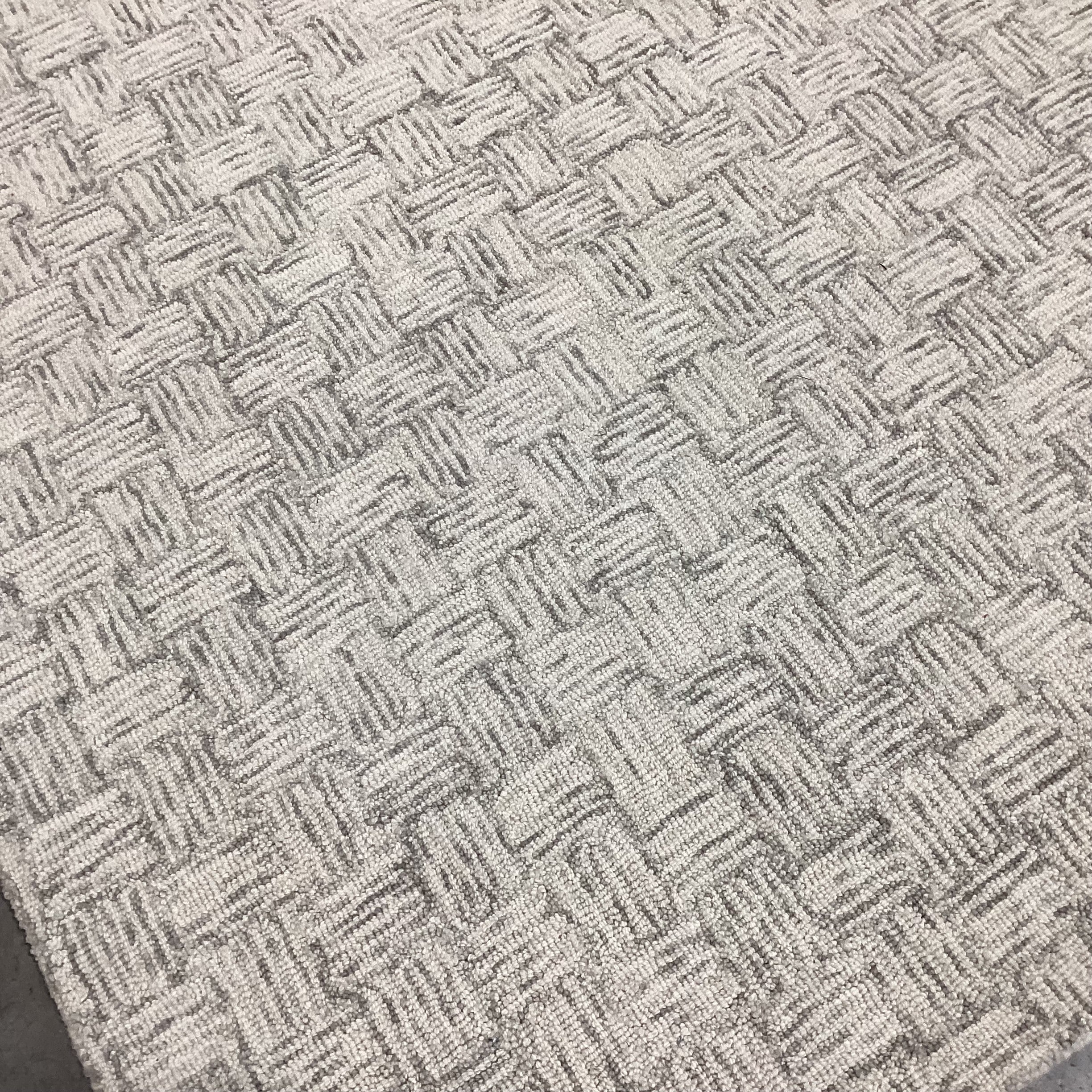 Safavieh Micro Boucle Light Grey Ivory Wool Woven Rug 5'x 8'