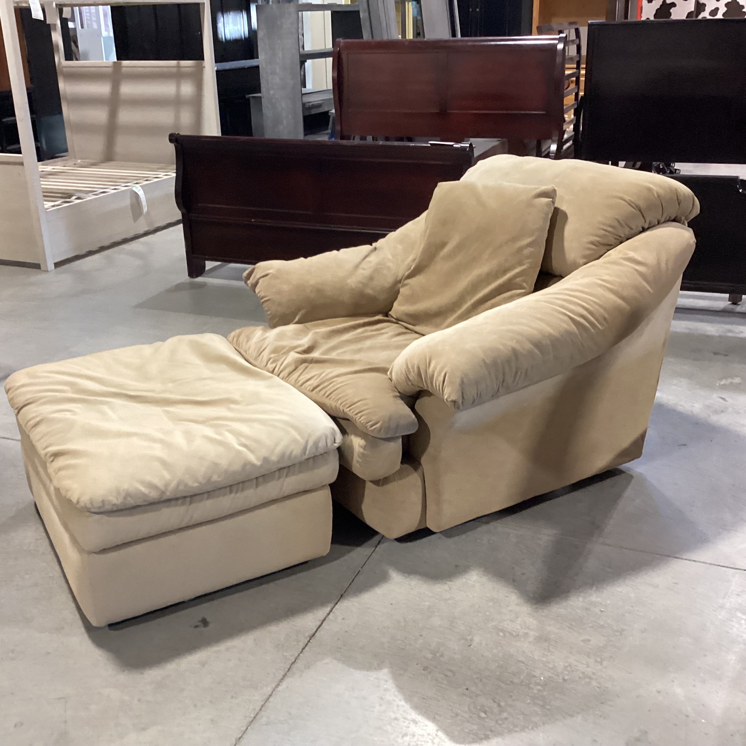 BenchCraft Casual Living Camel Micro Ultra Suede with Ottoman Oversized Chair 48"x 46"x 35"