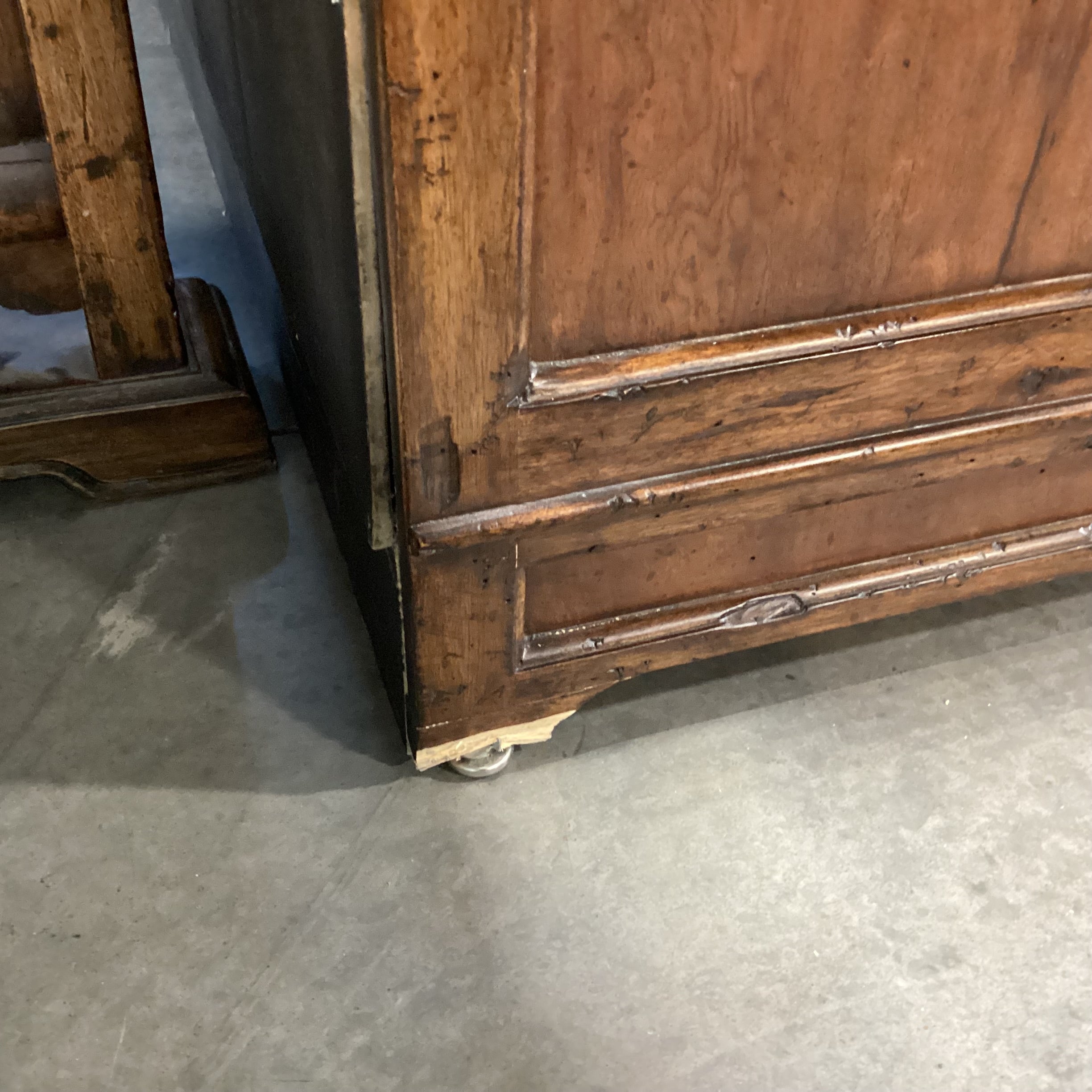 Solid Distressed Finished Carved Wood 4 Door 6 Drawer Sideboard 100.5"x 27"x 43"