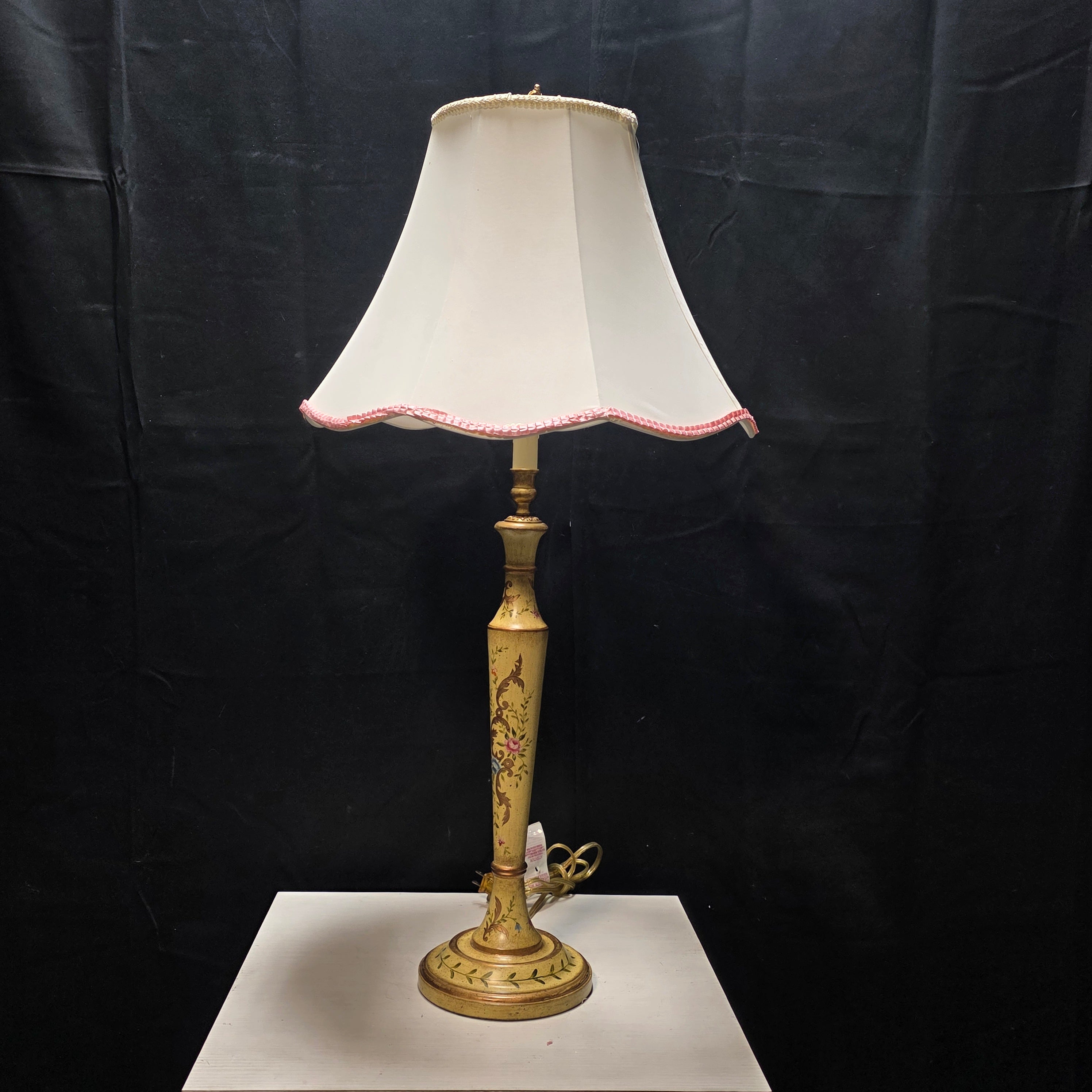 Bradburn Gallery Sweet Floral Lamp with Pink Ribbon Lined Shade 18"Dx37"