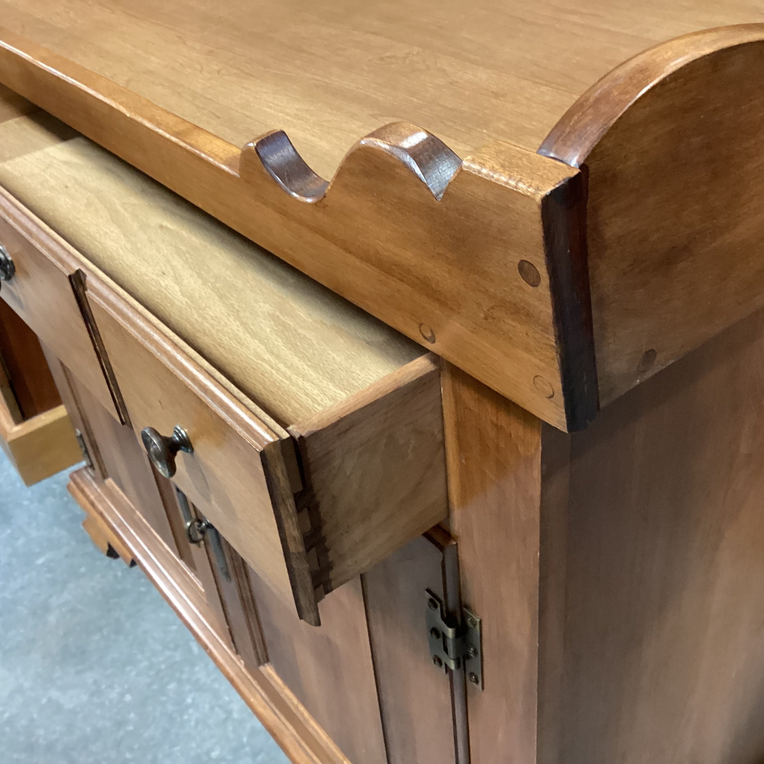 Vintage Young Republic Hard Rock Maple 1 Drawer 2 Door Buffet 37"x 20"x 39"