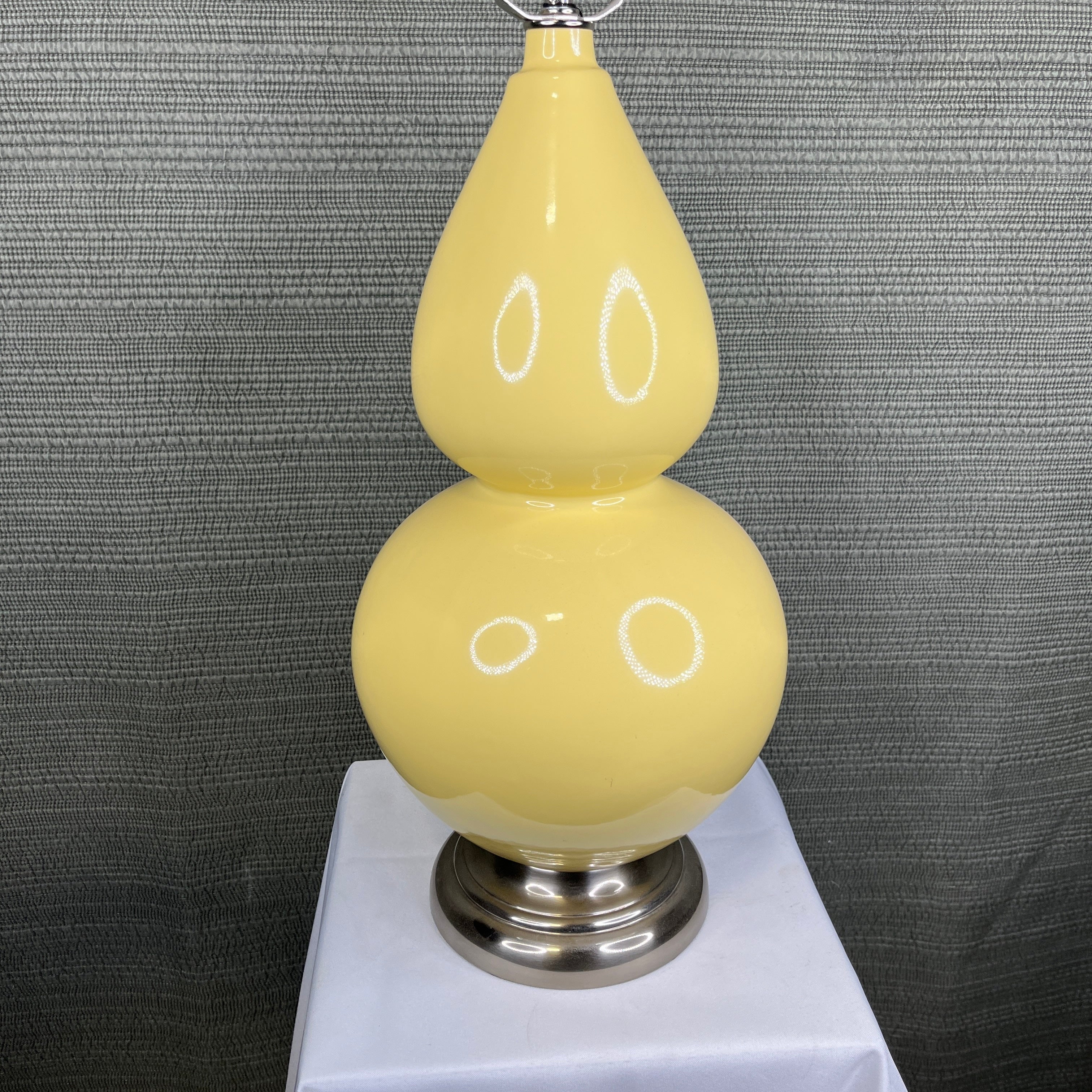 Restoration Hardware Pale Yellow Ceramic Gourd Table Lamp 10” Diameter x 21.5”