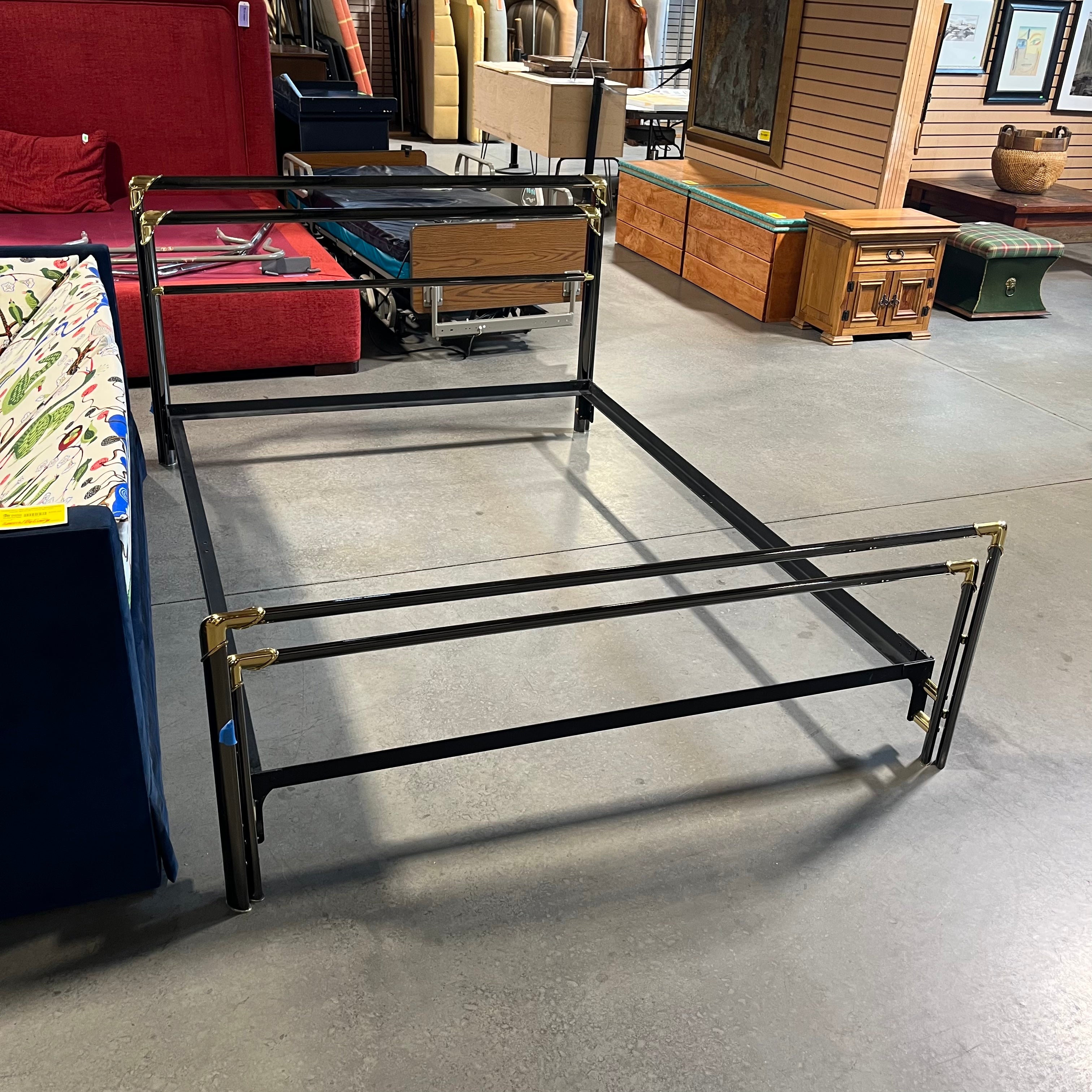 Queen Metal Bed Set With Brass Accents 64"x 89"x 38"