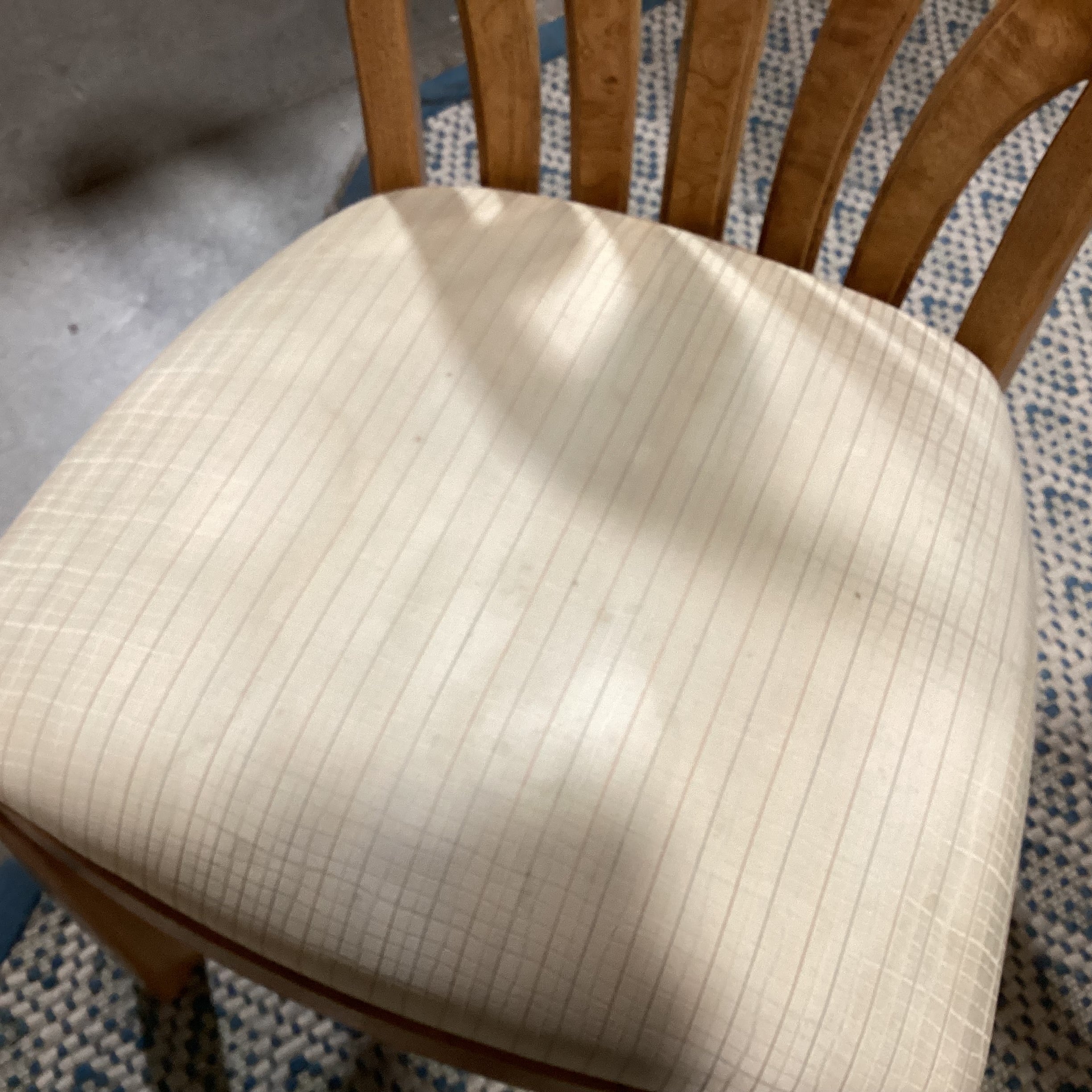 Vintage Thomasville Light Finish Wood & Veneer 1 Leaf Table with 6 Chairs Dining Set 68" to 80"x 44"x 30"