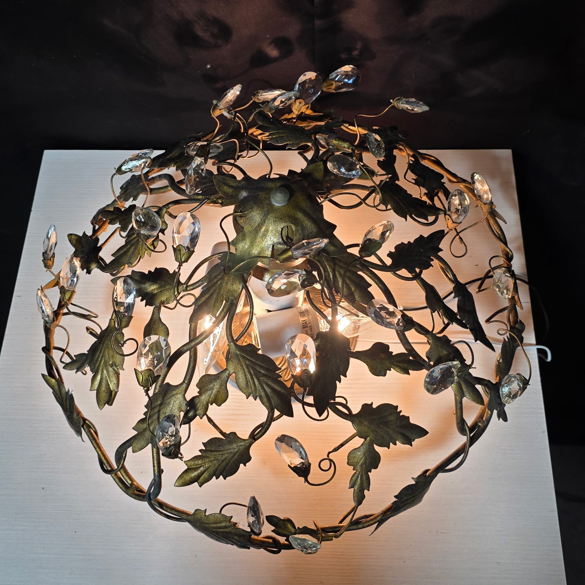 Floral Crystal Gold Leaf Light 17"x 10"
