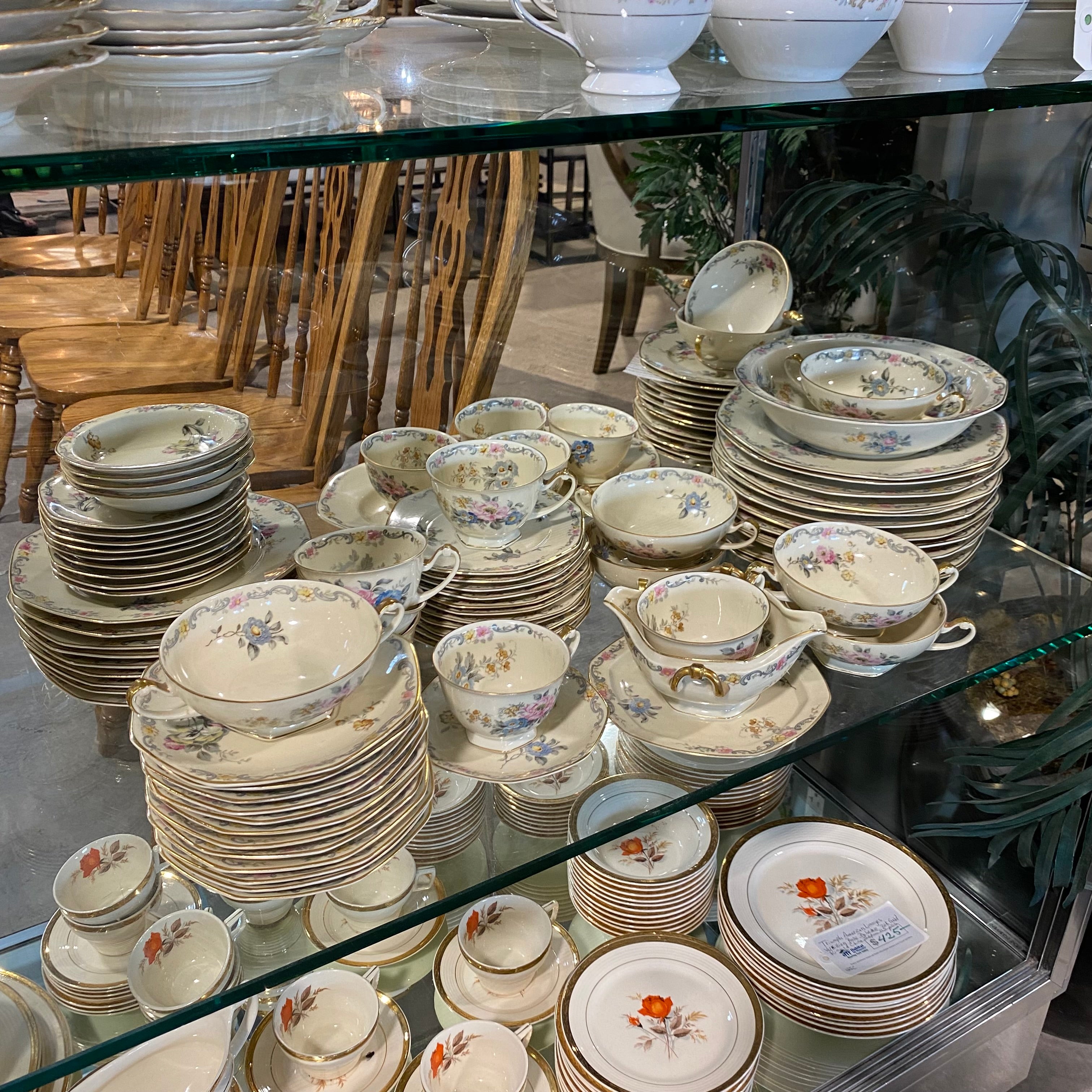 91 Piece Hutschenreuther Pastiellie China Set