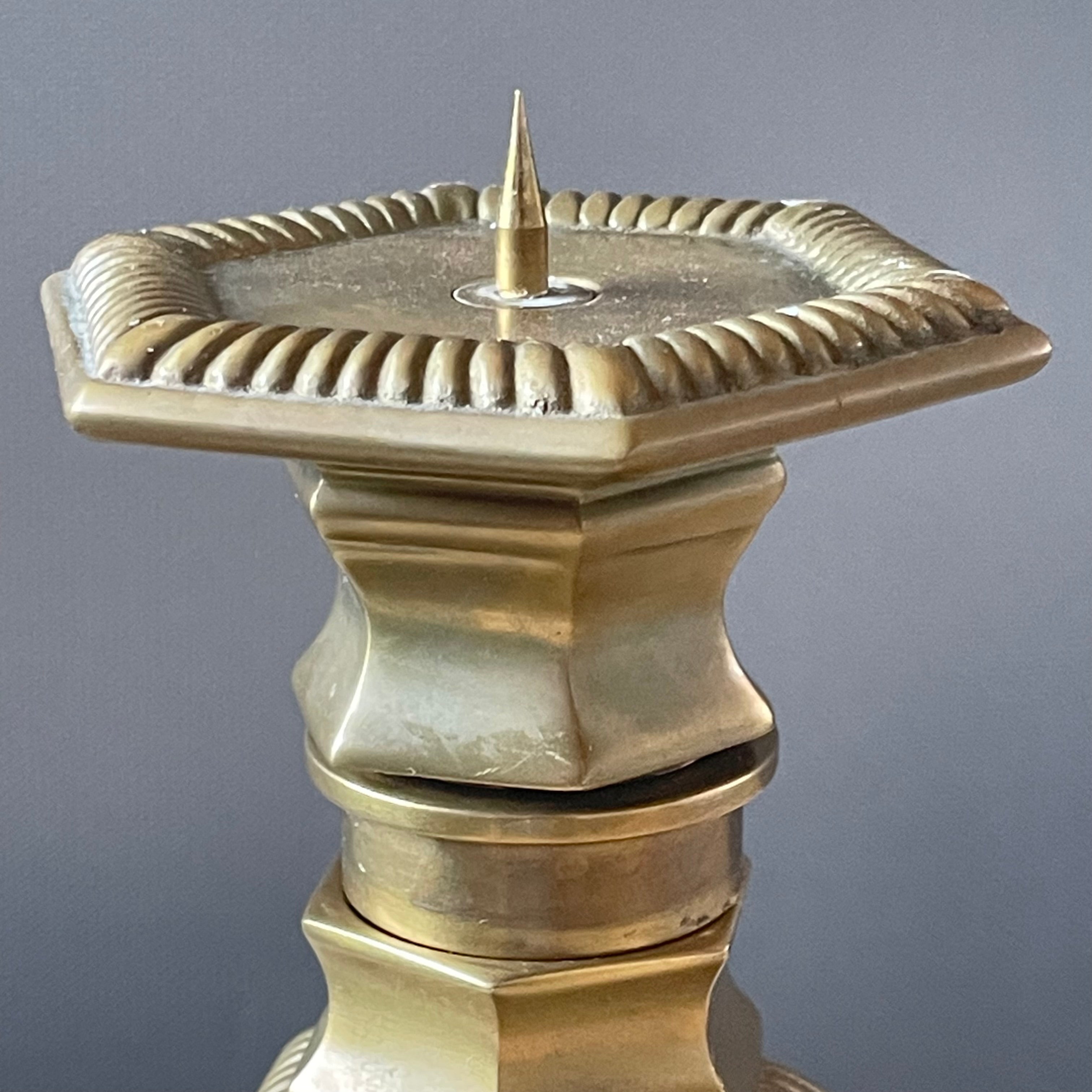 Vintage Classic Heavy Bronze Ribbed Detail Picket Candle Holder, 9"x 9"