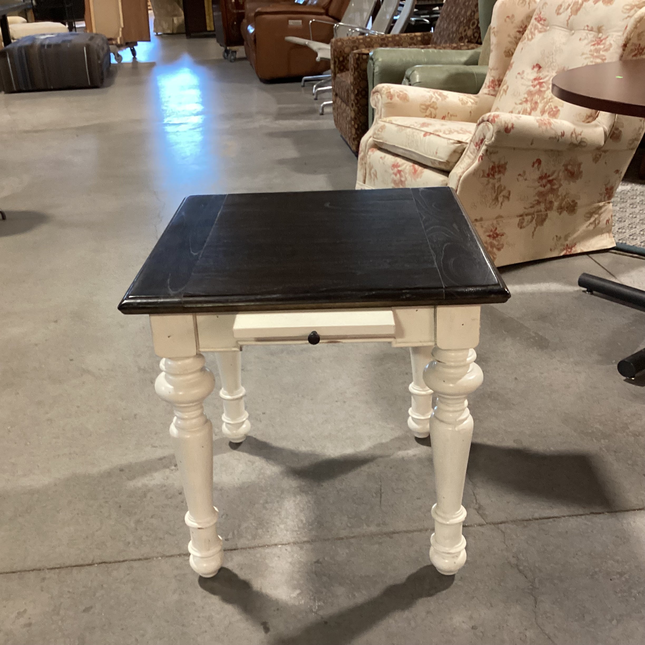 Dark & Ivory 2 Tone Finish Wood with Center Pullout End Table 24"x 24"x 24.5"