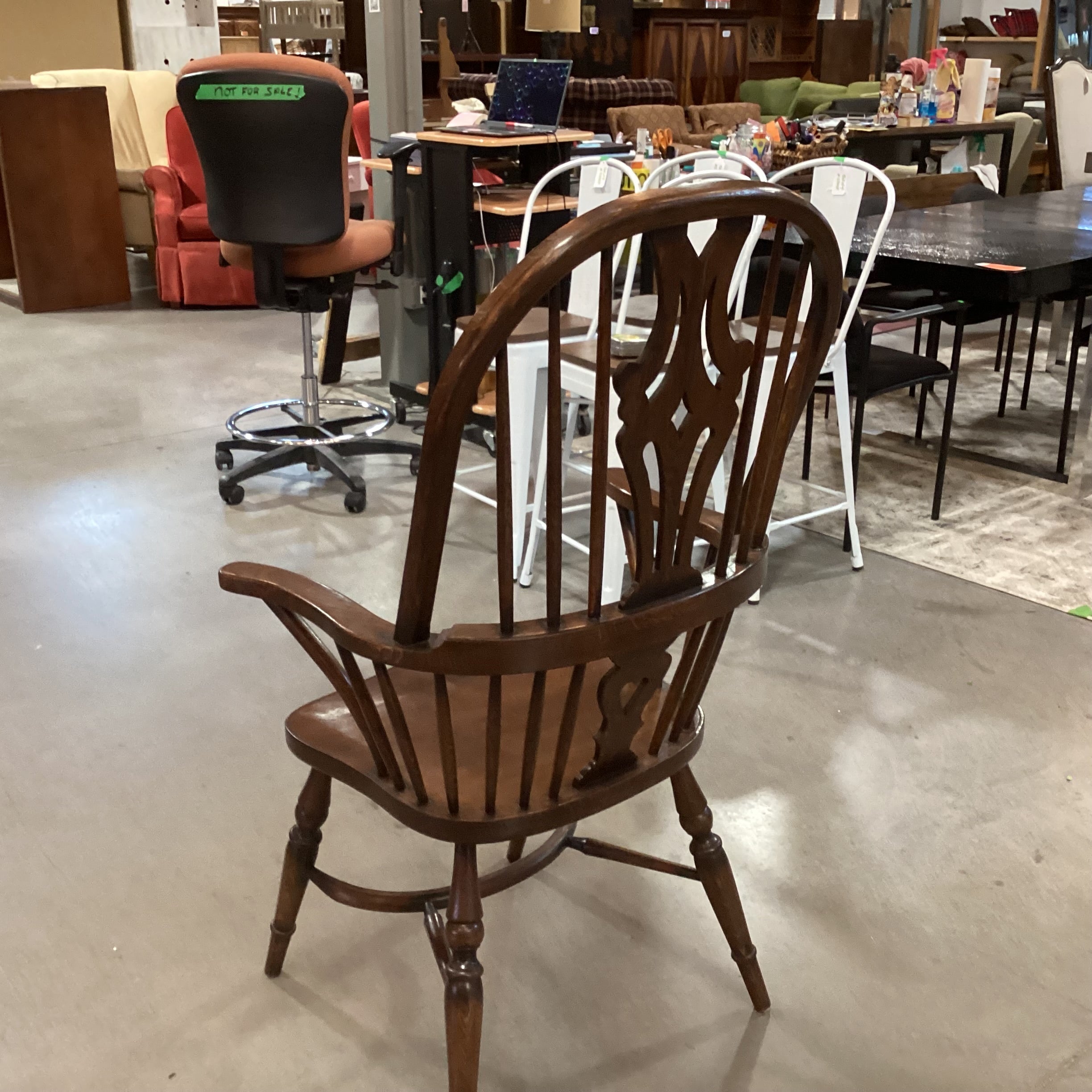 Vintage Oak Windsor Chair 26"x 22"x 46"
