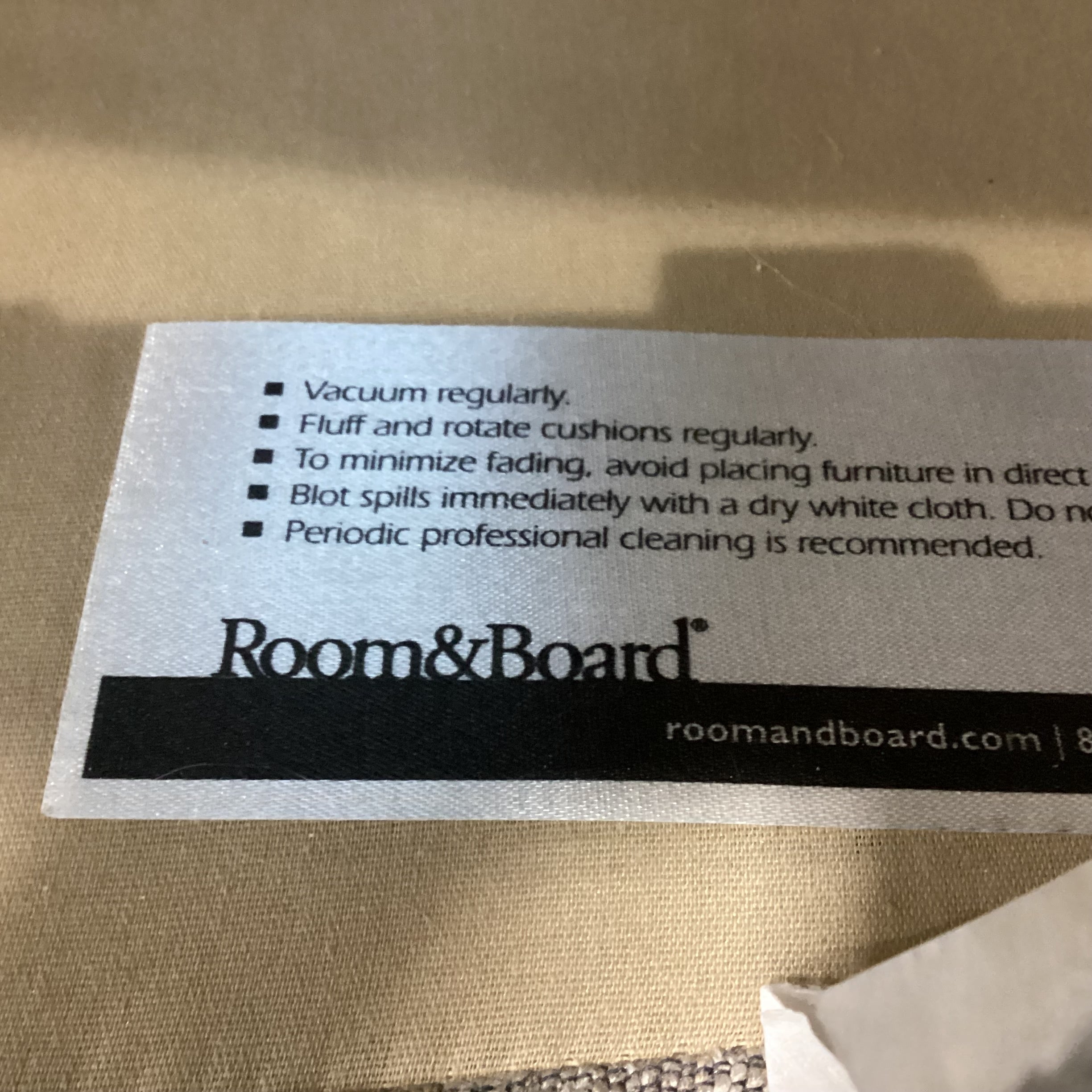 Room & Board Grey Woven Track Arm Modern Sofa 80"x 42"x 24"