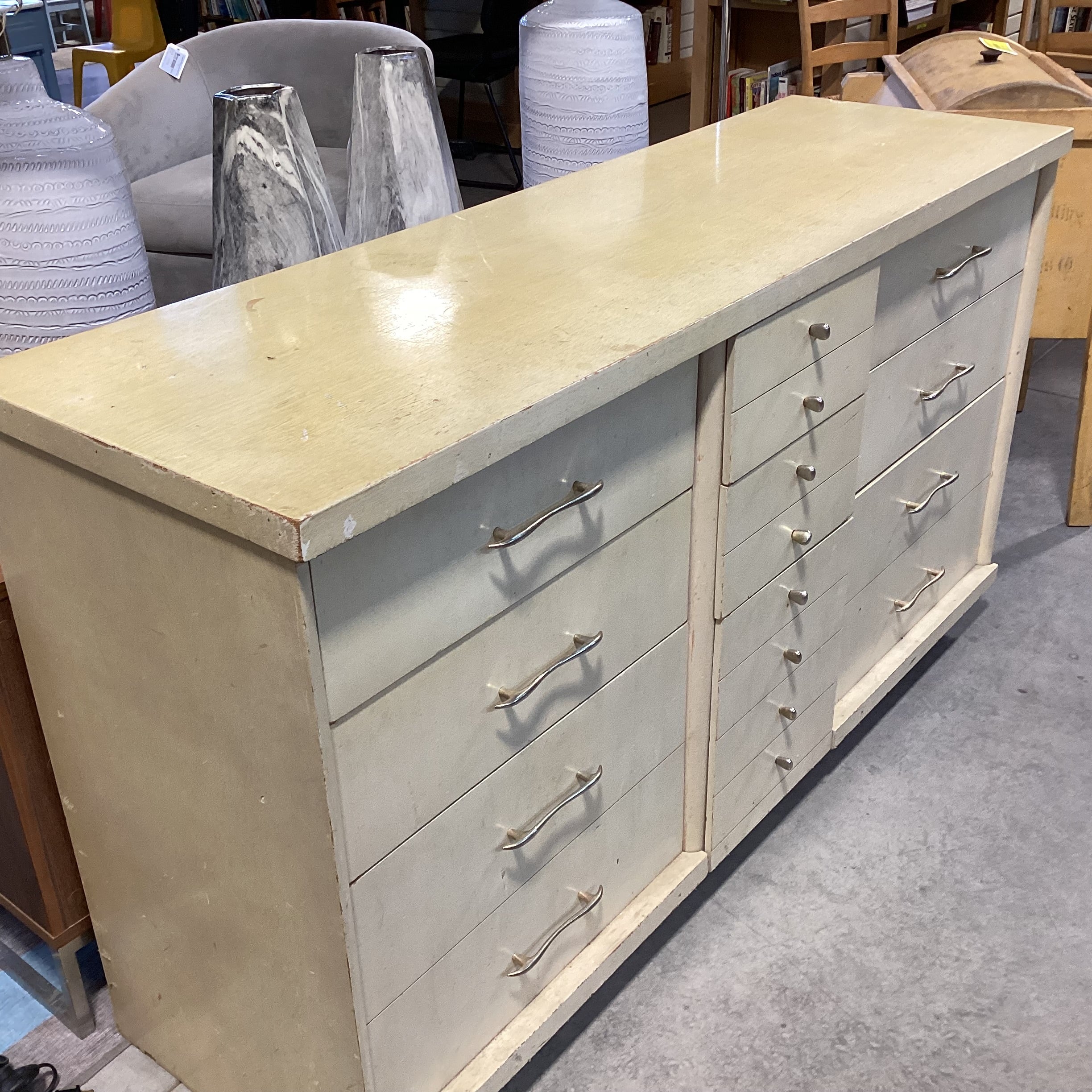 Mid Century Blonde Finish Wood 9 Drawer Dresser 58"x 18"x 33"