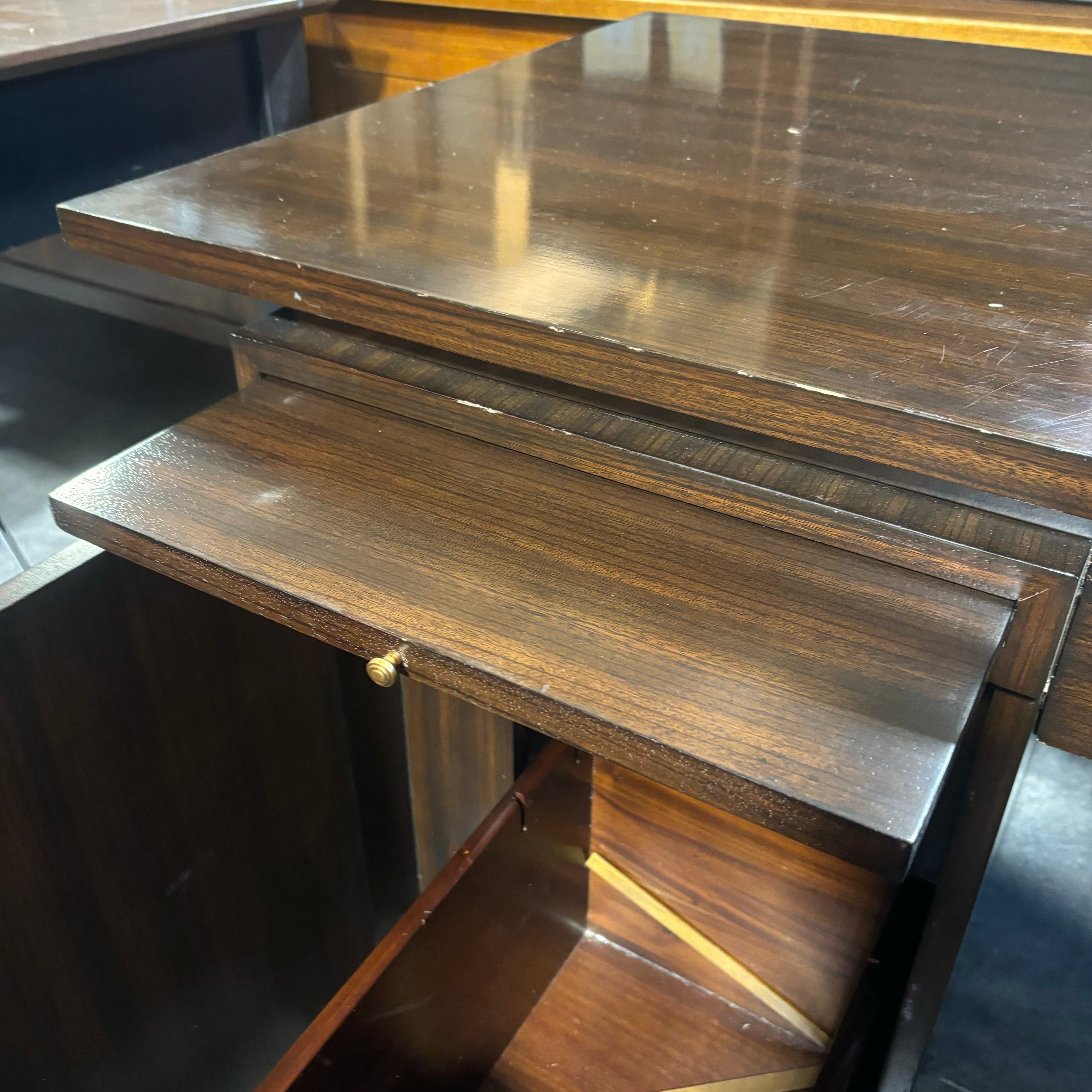 Hickory Chair By David Phoenix Caravelle 2 Door Multi Drawer Desk 72"x 32"x 30"