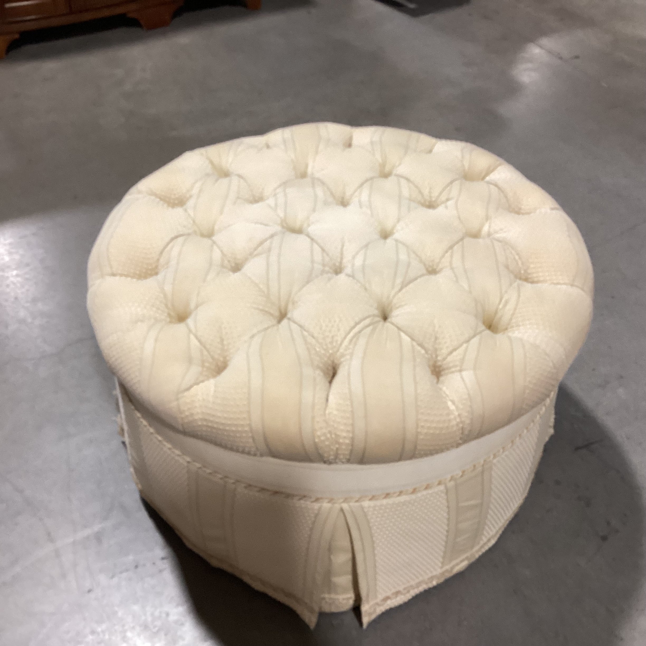 Cream Gold Pattern Ribbon Tufted Round Skirted Ottoman 34" Diameter x 20"