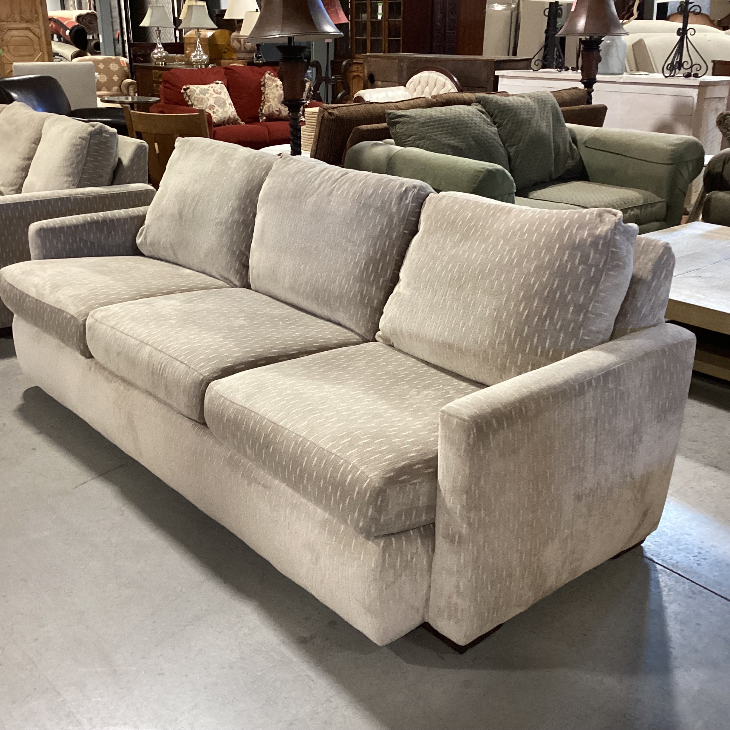 Flexsteel Beige & Cream Plush Woven Pattern Sofa 94"x 40"x 32"