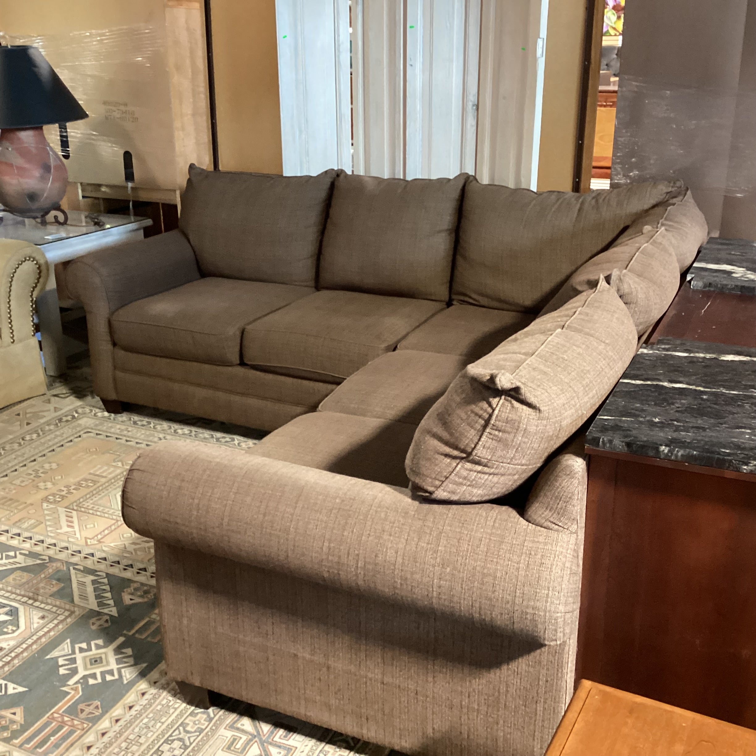 Bassett Brown Woven 2 Piece Sectional 92"x 92"x 37"x 37"