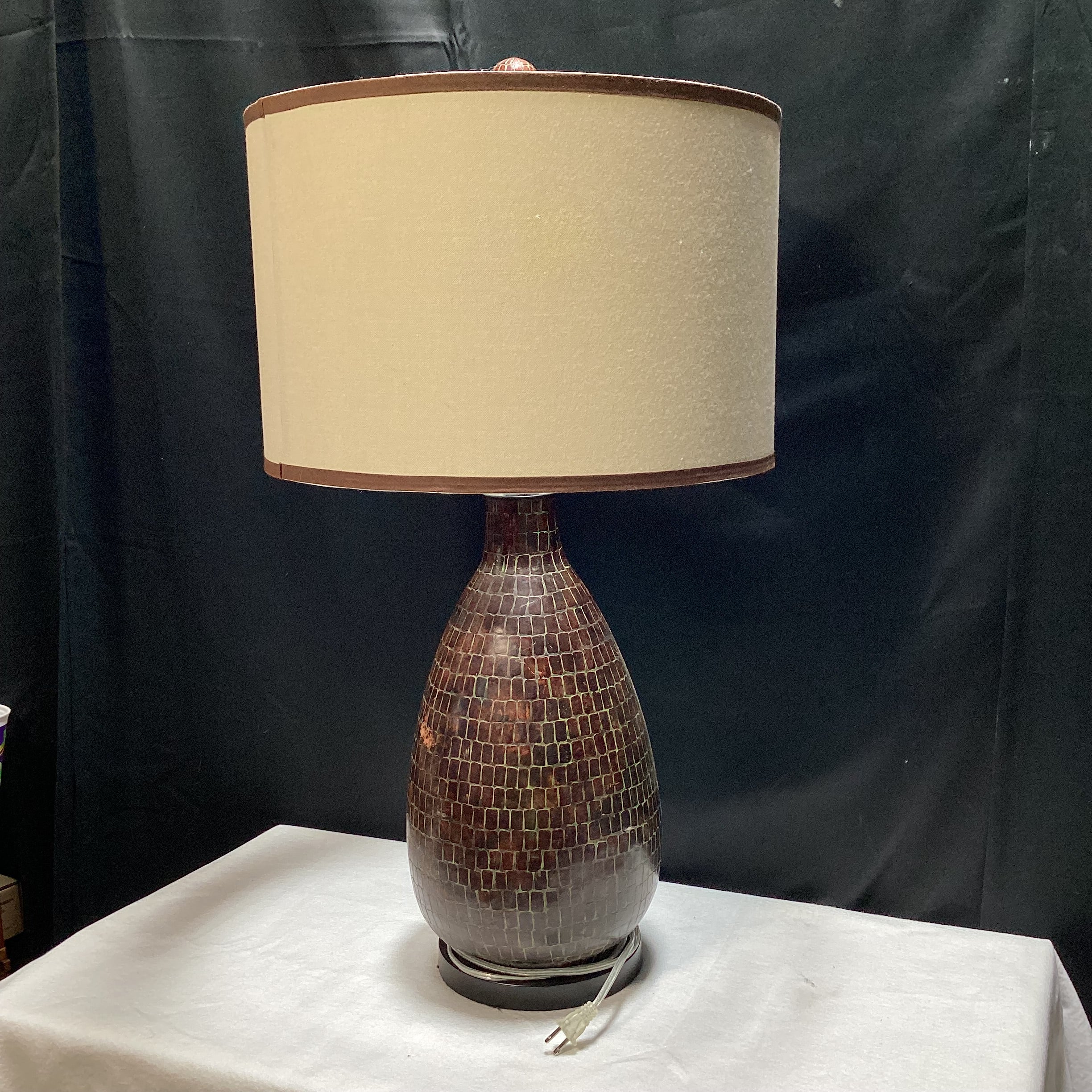 Textured/ Mosaic Style Table Lamp With Shade  17.5" x 32" x 8"