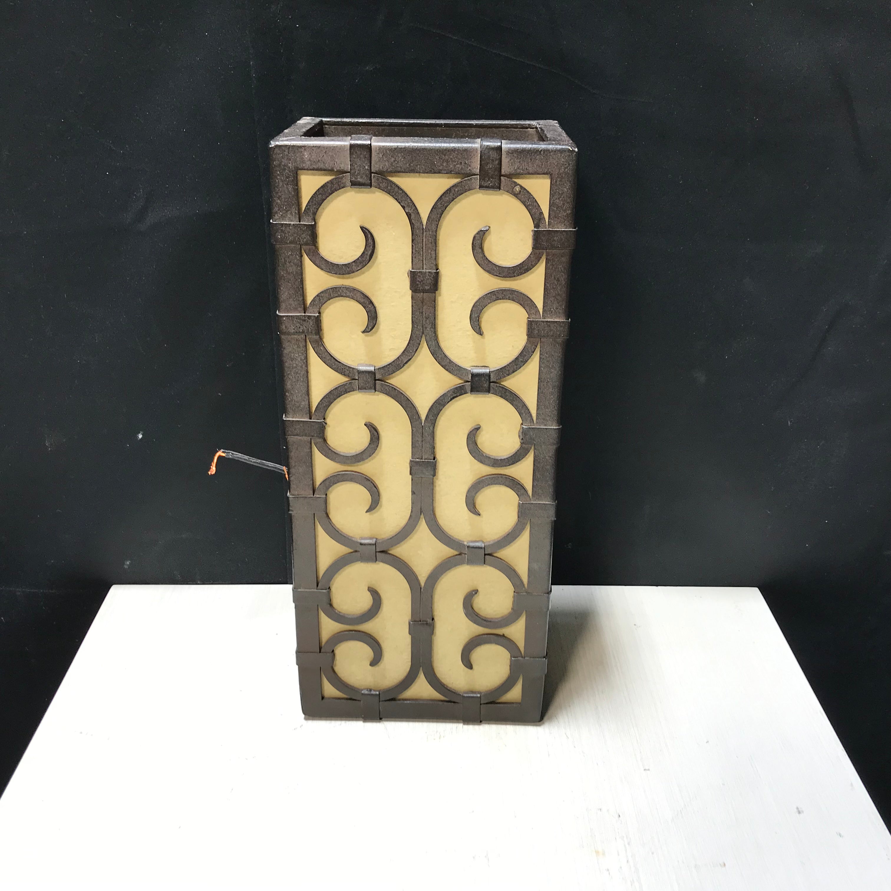 Paul Ferrante Victorian Style, Decorative Ironwork Interior Wall Sconce 6"x 4.5"x 14"