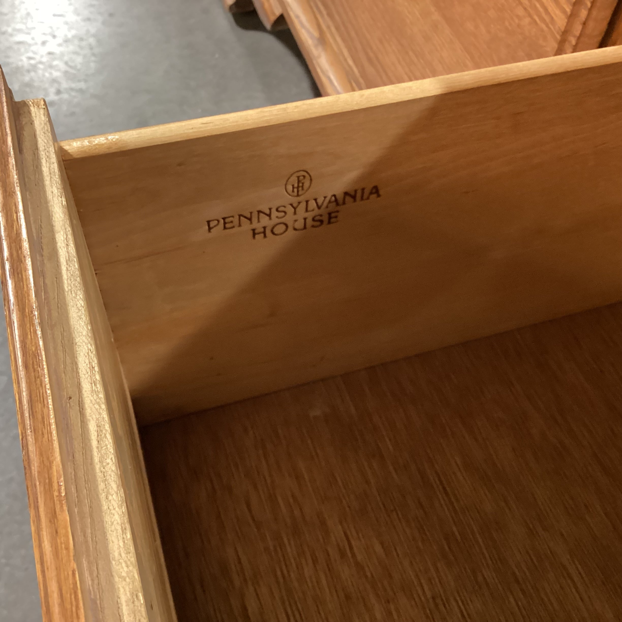 Pennsylvania House Finished Oak 2 Drawer Coffee Table
