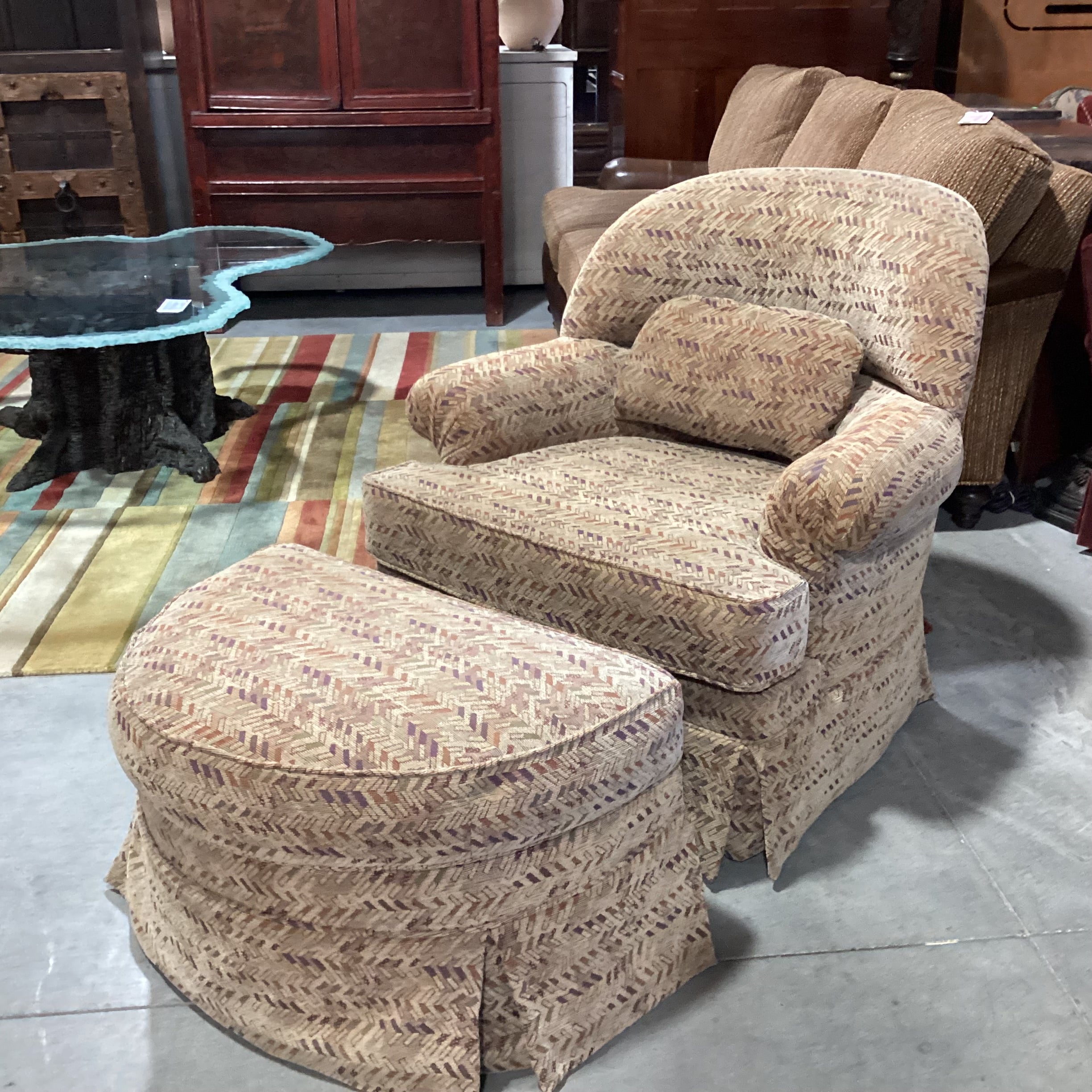 Tan Purple Olive Multi Design With Ottoman Swivel Chair 37"x 37"x 35"