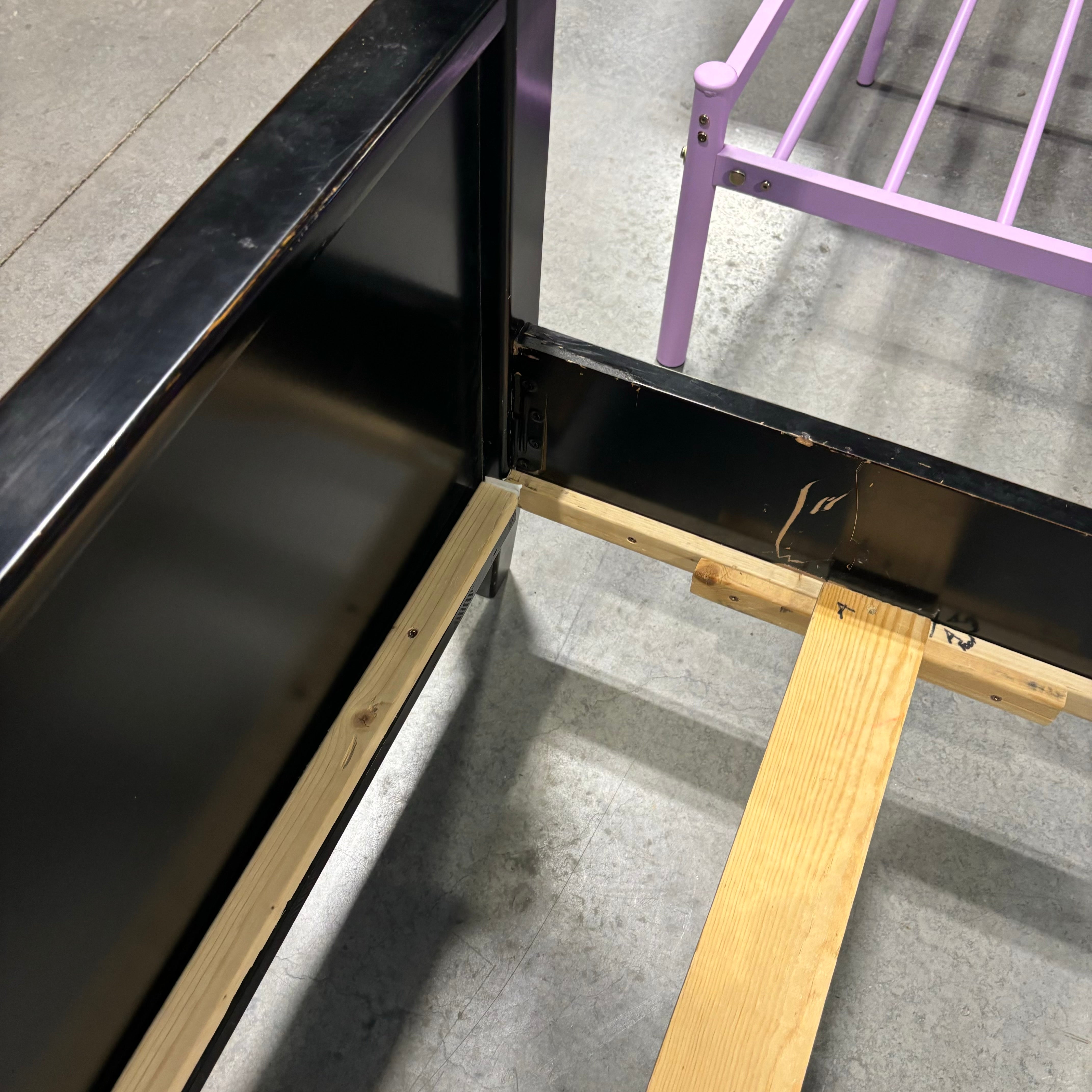 KING Black Finished Wood 4 Poster Bed 82"x 86"x 82"