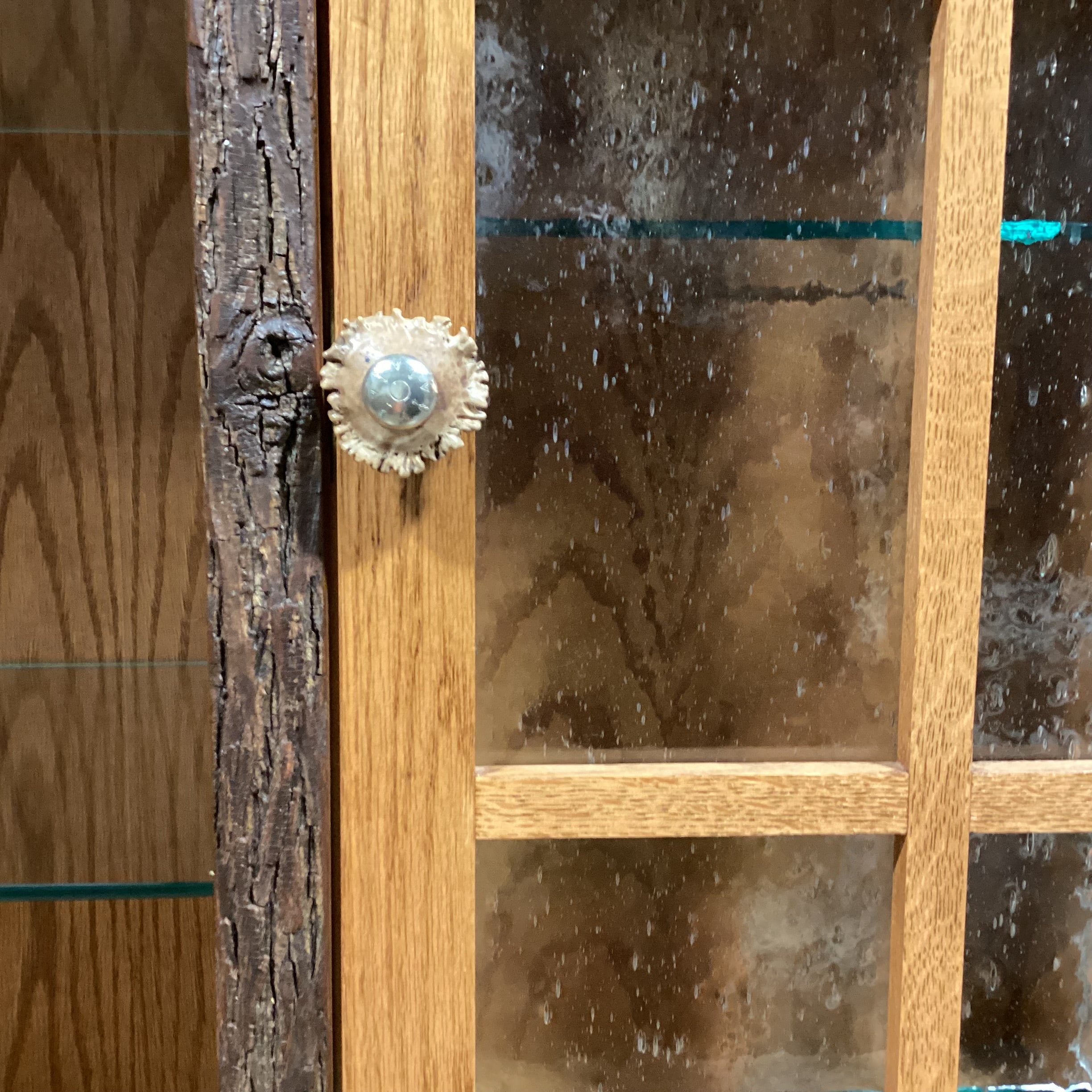 Old Hickory Lodge Craft Big Ranch Hickory Log Oak & Veneers Antler Style Pulls 2 Piece China Hutch 82"x 25.5"x 85"