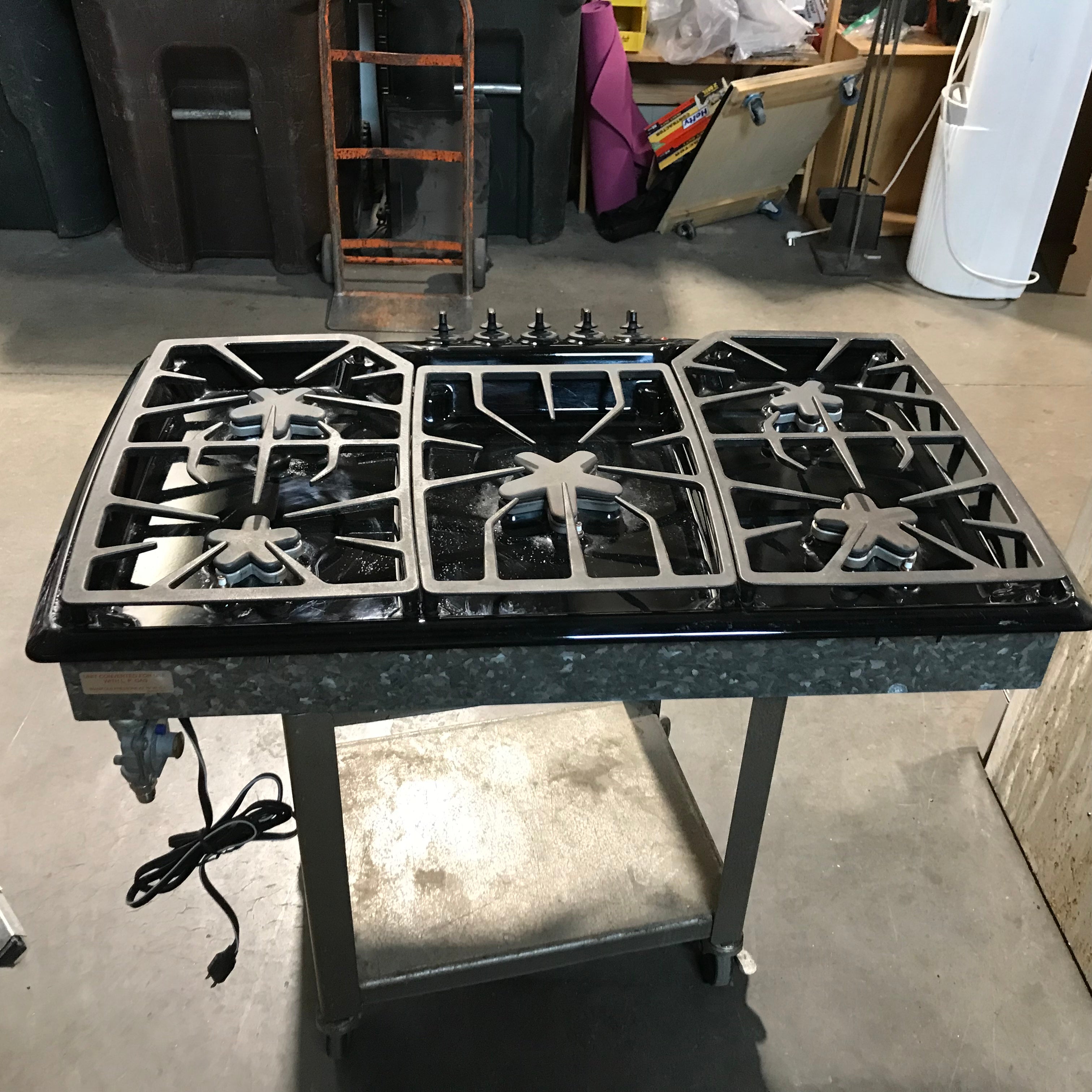Thermador Black 5 Burner Gas Cook-Top 37"x 21"x 5"