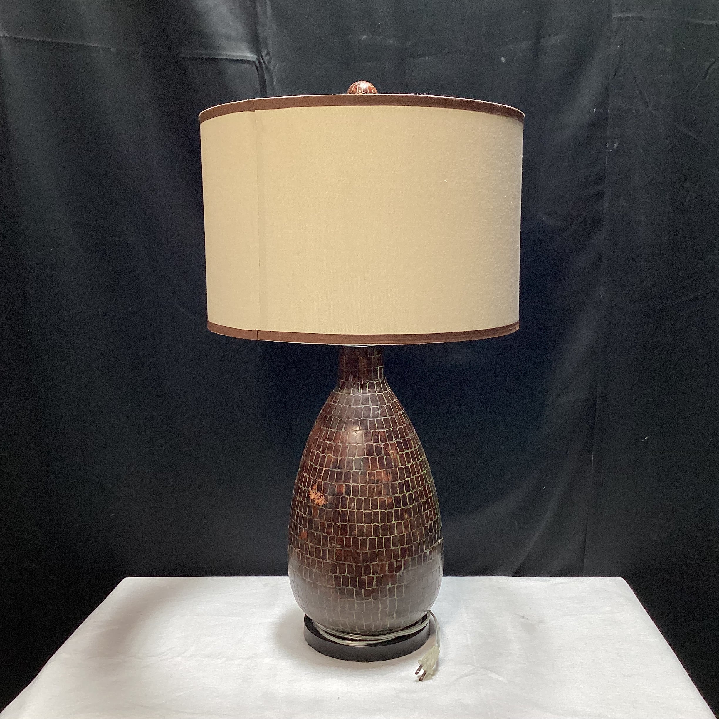 Textured/ Mosaic Style Table Lamp With Shade  17.5" x 32" x 8"