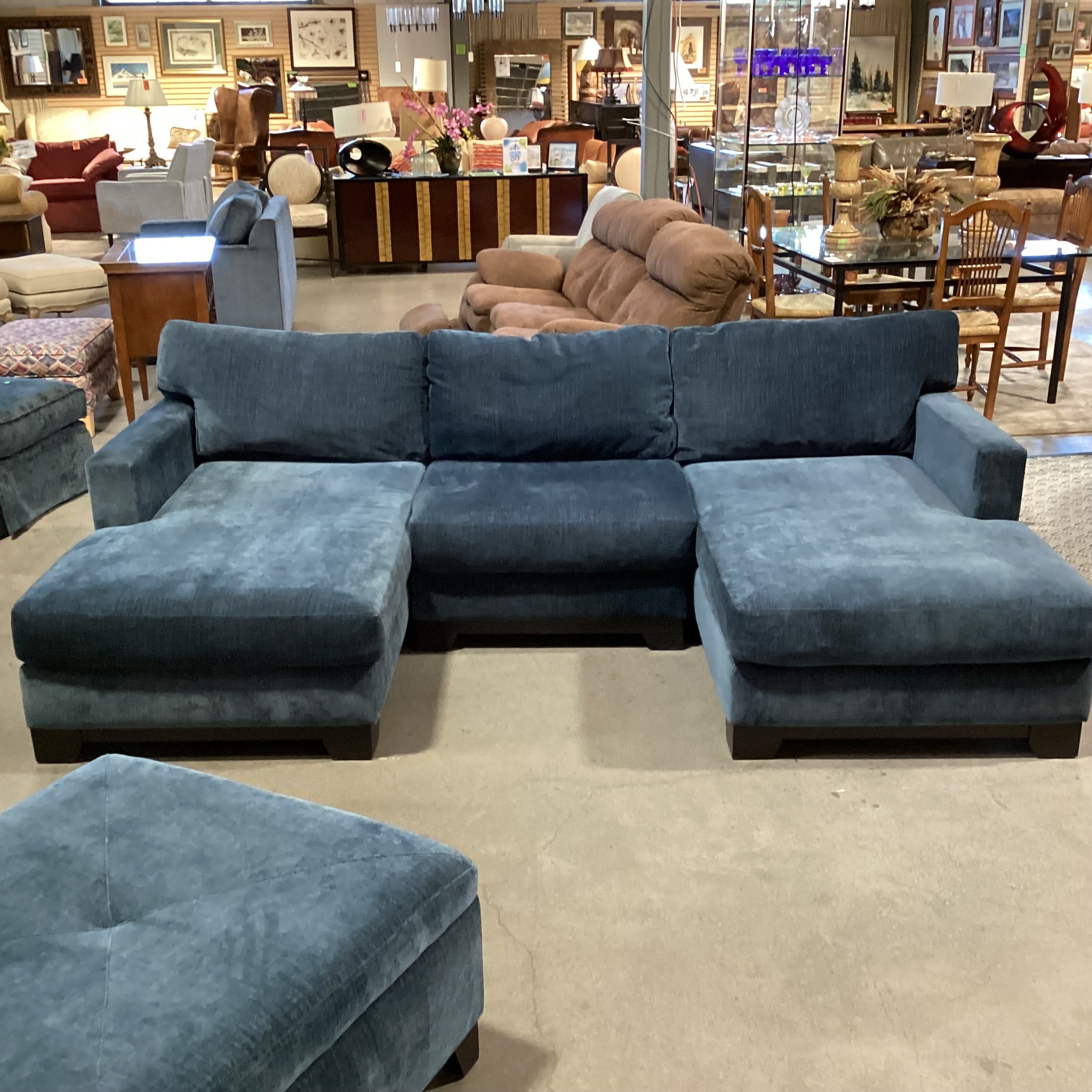Jonathan Louis Blue Teal Chenille Velvet Woven 2 End Chaise with Storage Ottoman 4 Piece Sectional 103"x 64"x 64"x 30"
