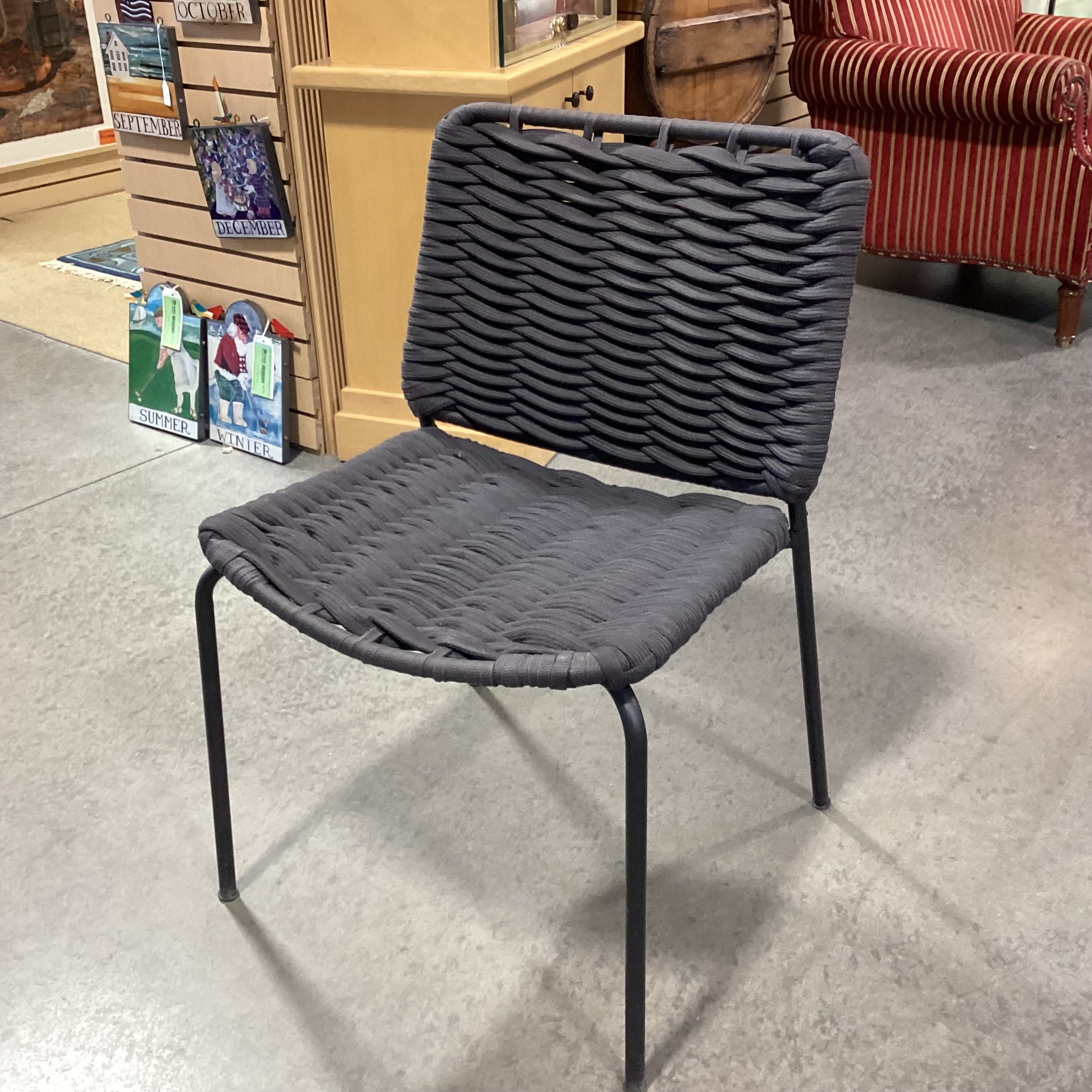 Ikea Tegelon Indoor Outdoor Dark Grey Braided Rope Woven & Metal Dining Chair 21"x 20"x 32"