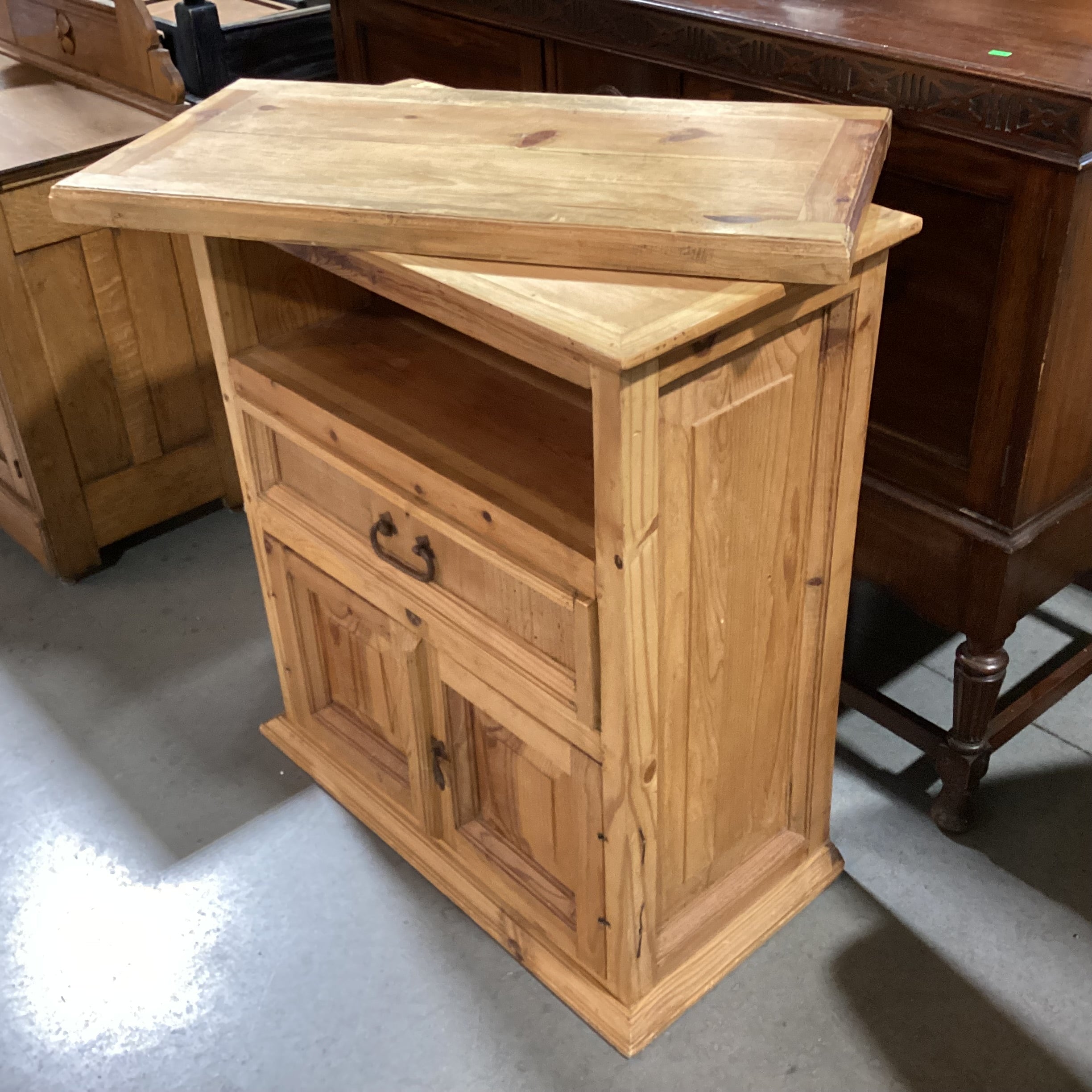 Solid Rustic Pine 1 Drawer 2 Door Turn Top Cabinet Console 31"x 16"x 36"