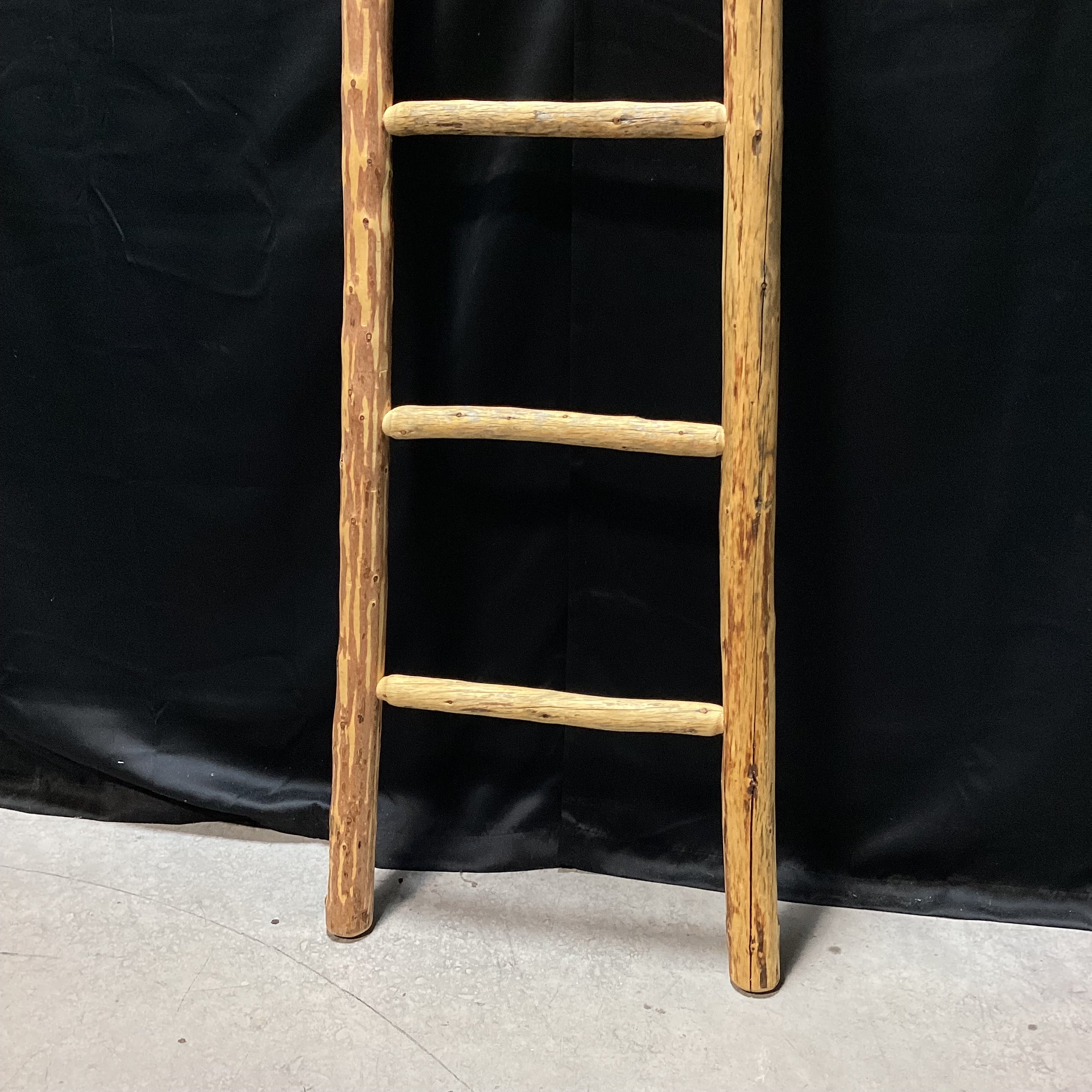 Rustic Natural Wood Blanket Ladder 21" x 61"
