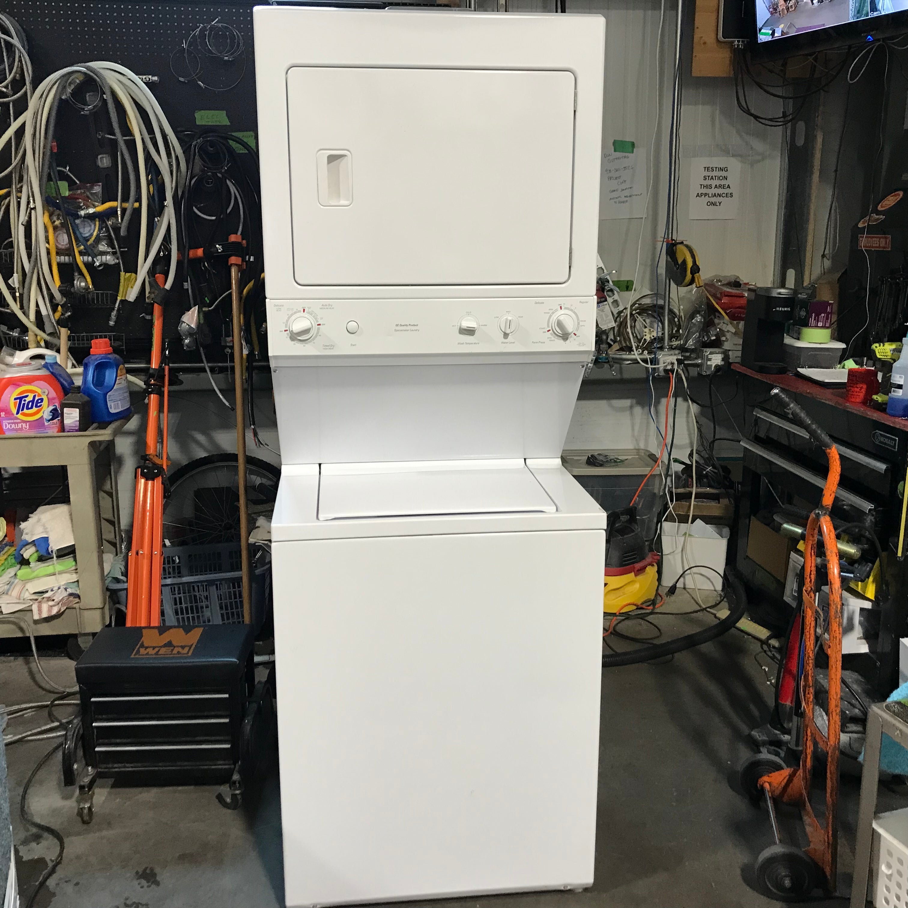 GE Spacemaker White Stacked Washer/Electric Dryer 27"x  32"x 74"