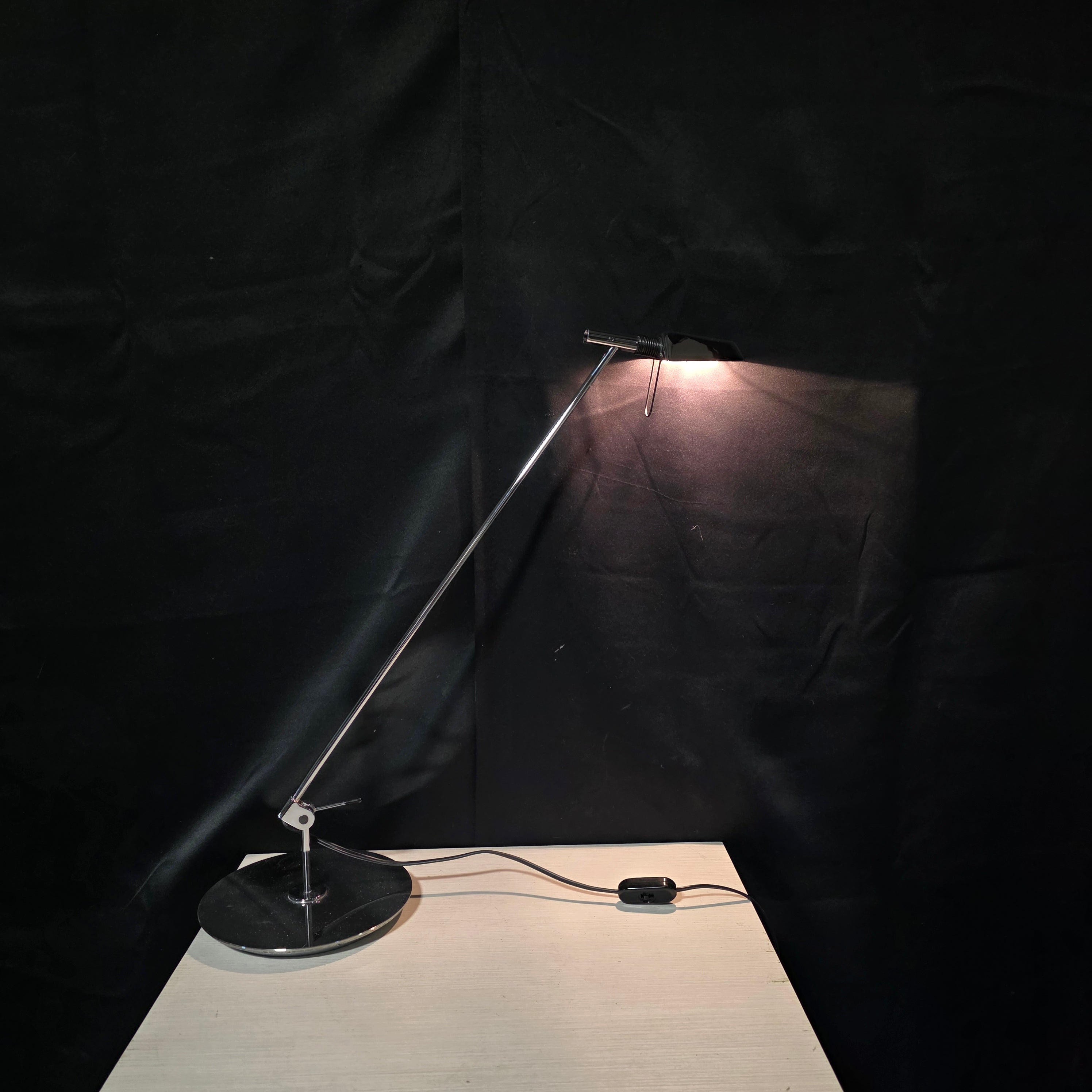 Carpyen Tema Table Lamp in Matte Nickel Made in Barcelona 7.5"Dx26"