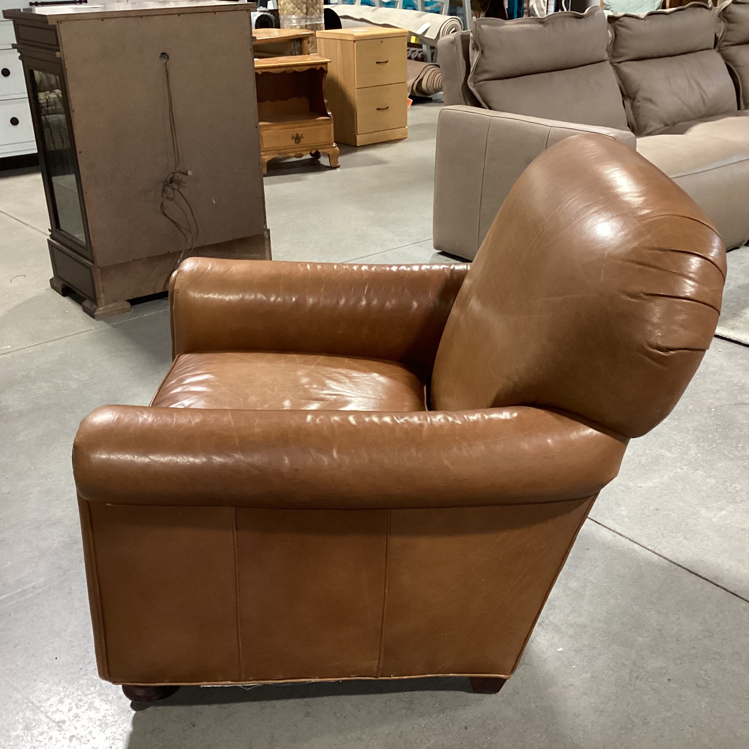 Lee Industries Leather with Front Casters Club Chair 36"x 38"x 35"