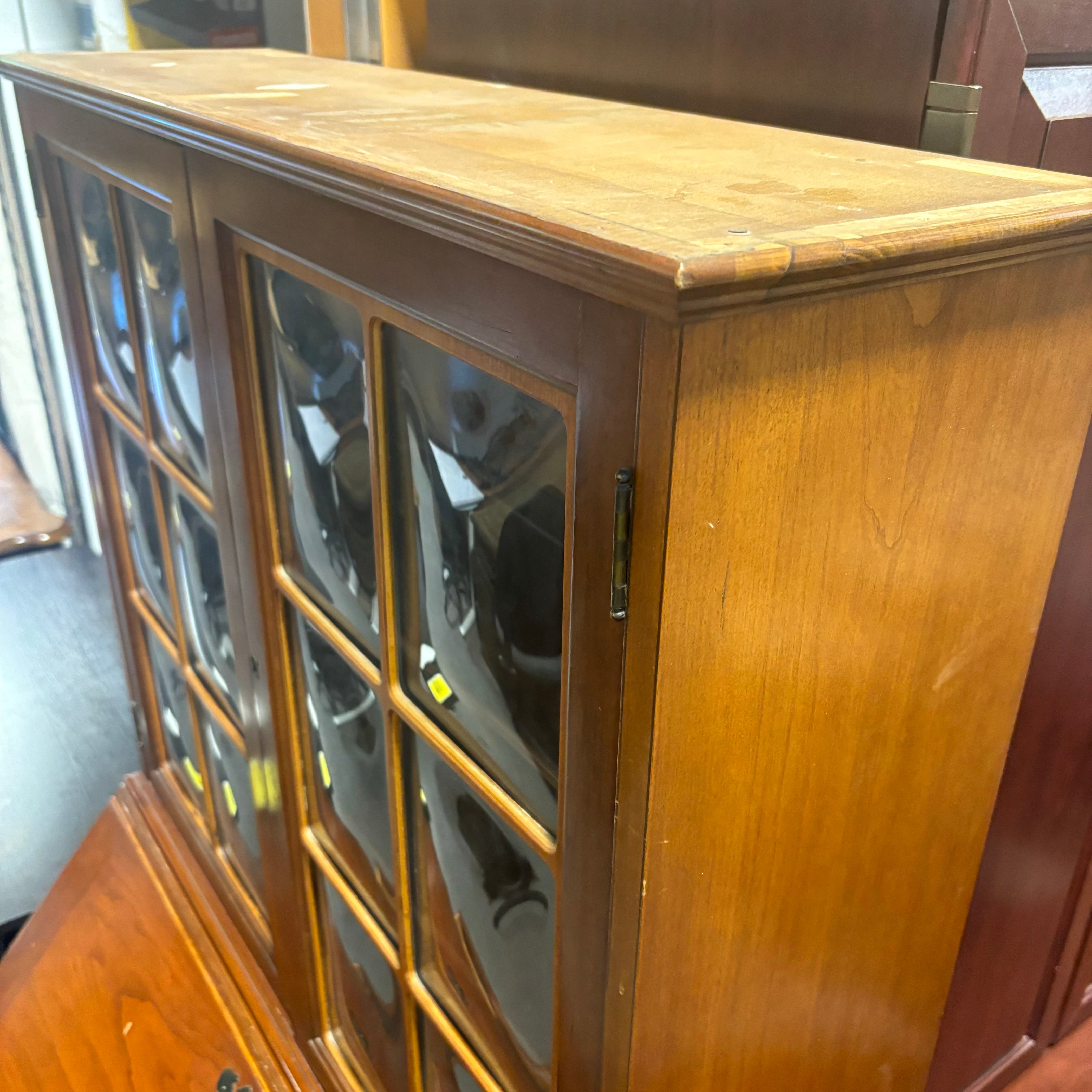Solid Carved Wood 4 Drawer with 2 Bubble Glass Doors Secretary Desk 36"x 22"x 71"