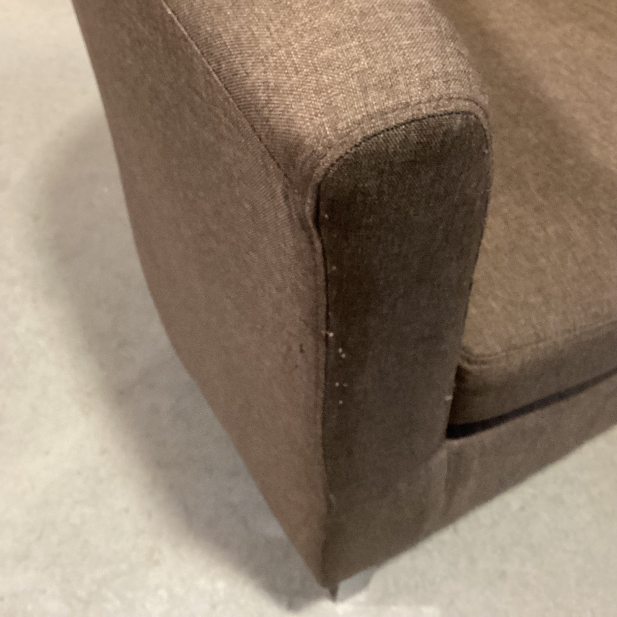 Brown Linen Button Tufted Barrel Chair 30"x 28"x 30"