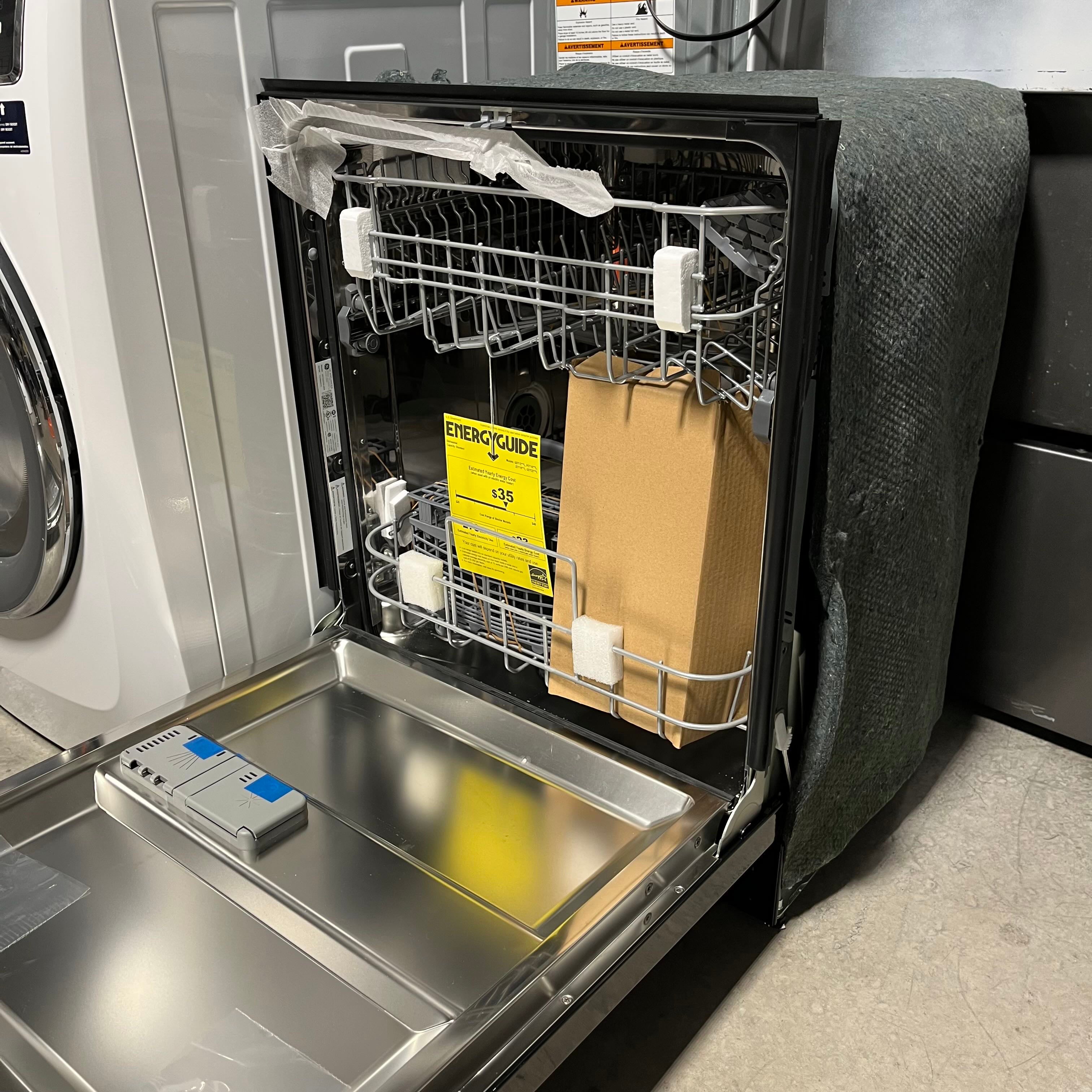 C1723 GE Black Dishwasher — Habitat Roaring Fork